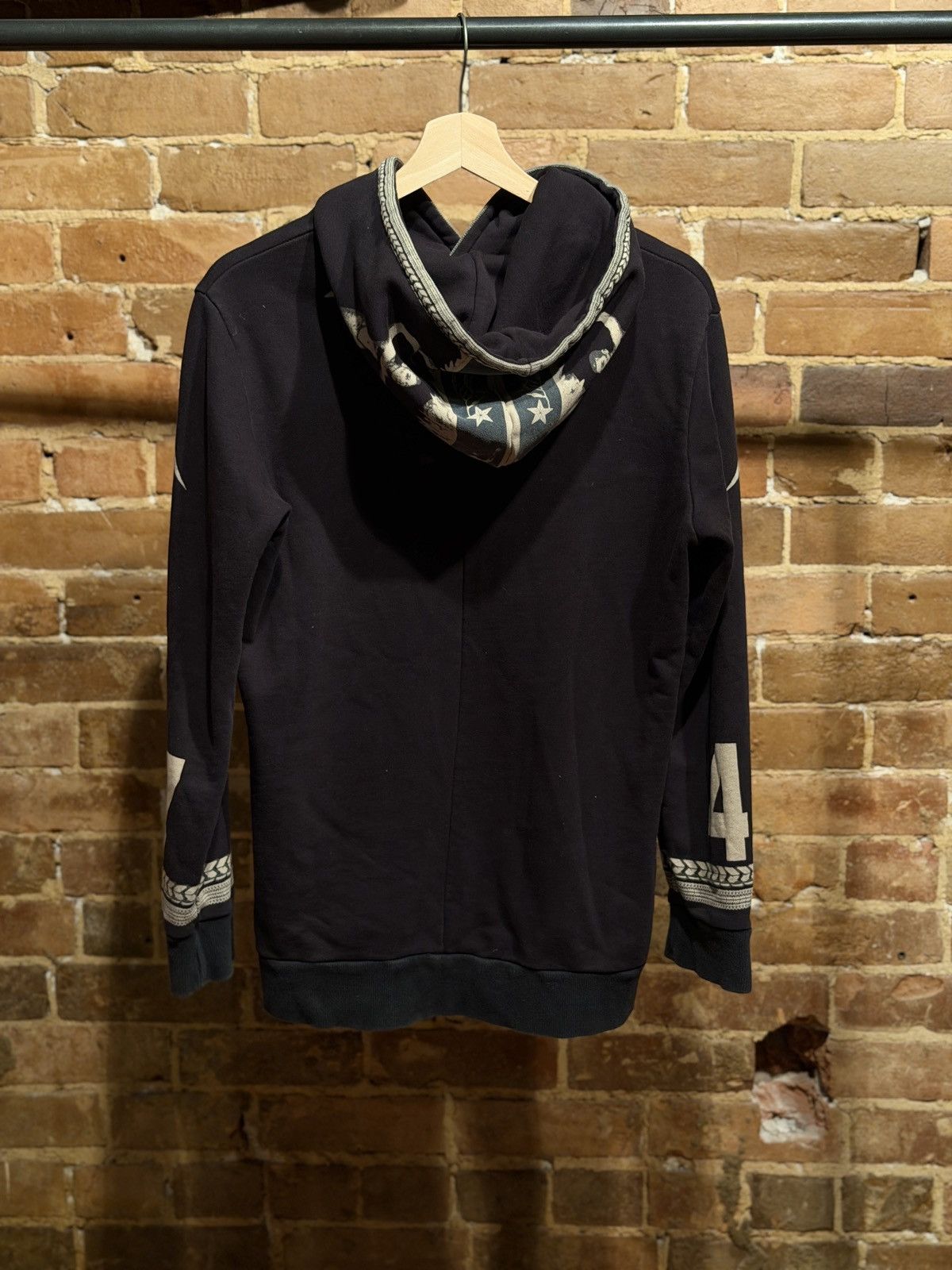 Givenchy FW12 Givenchy Mermaid Sharkhead Hoodie Size US XXS / EU 40 - 2 Thumbnail