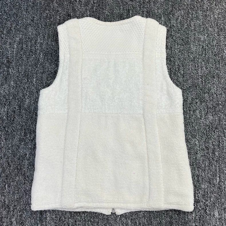 Chanel Chanel White Lambswool Vest 34 Size -2505 Size XS / US 0-2 / IT 36-38 - 2 Thumbnail