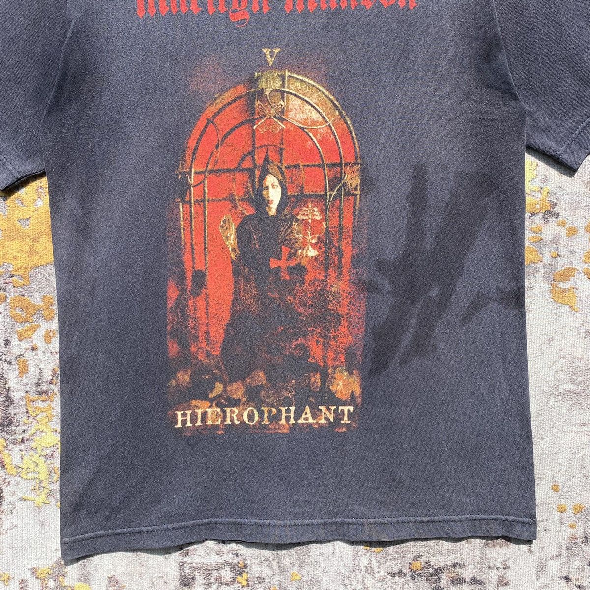 Marilyn Manson Vintage 2000s Marilyn Manson Hierophant Shirt SunFaded Size US S / EU 44-46 / 1 - 17 Thumbnail