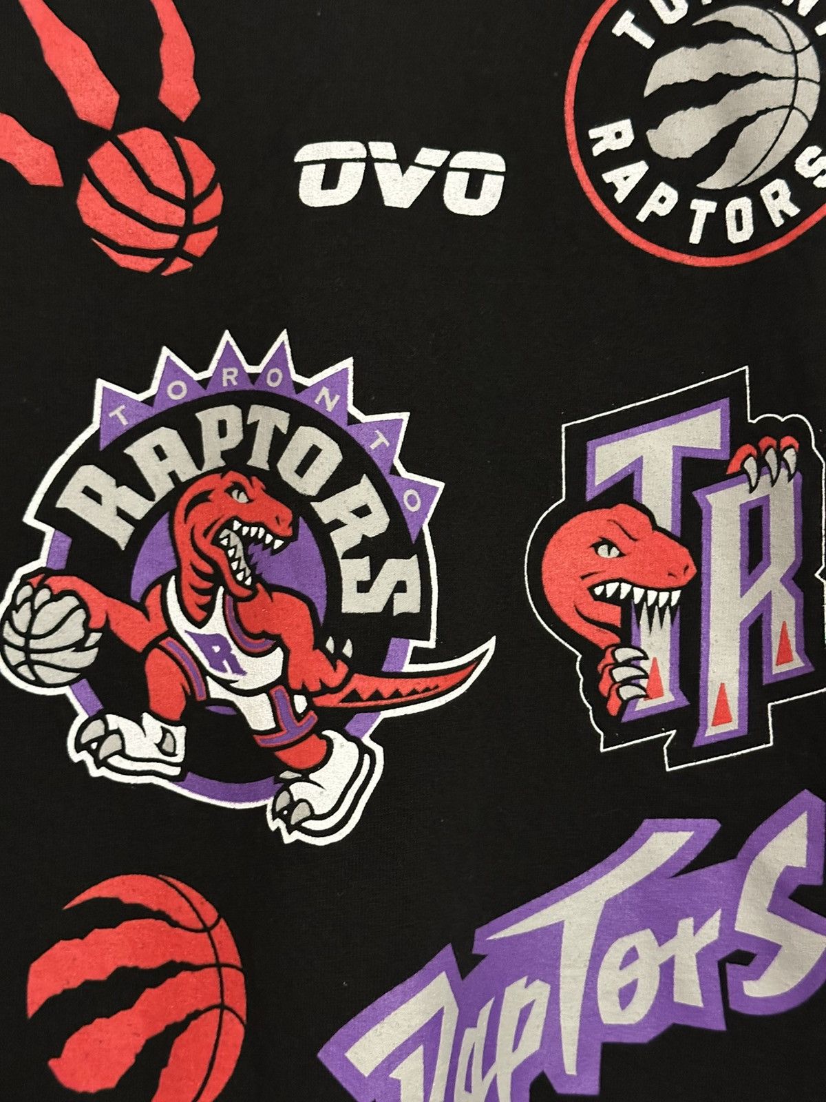 NBA OVO x Toronto Raptors Long Sleeve Shirt Multi Logo Graphic L Size US XL / EU 56 / 4 - 3 Thumbnail