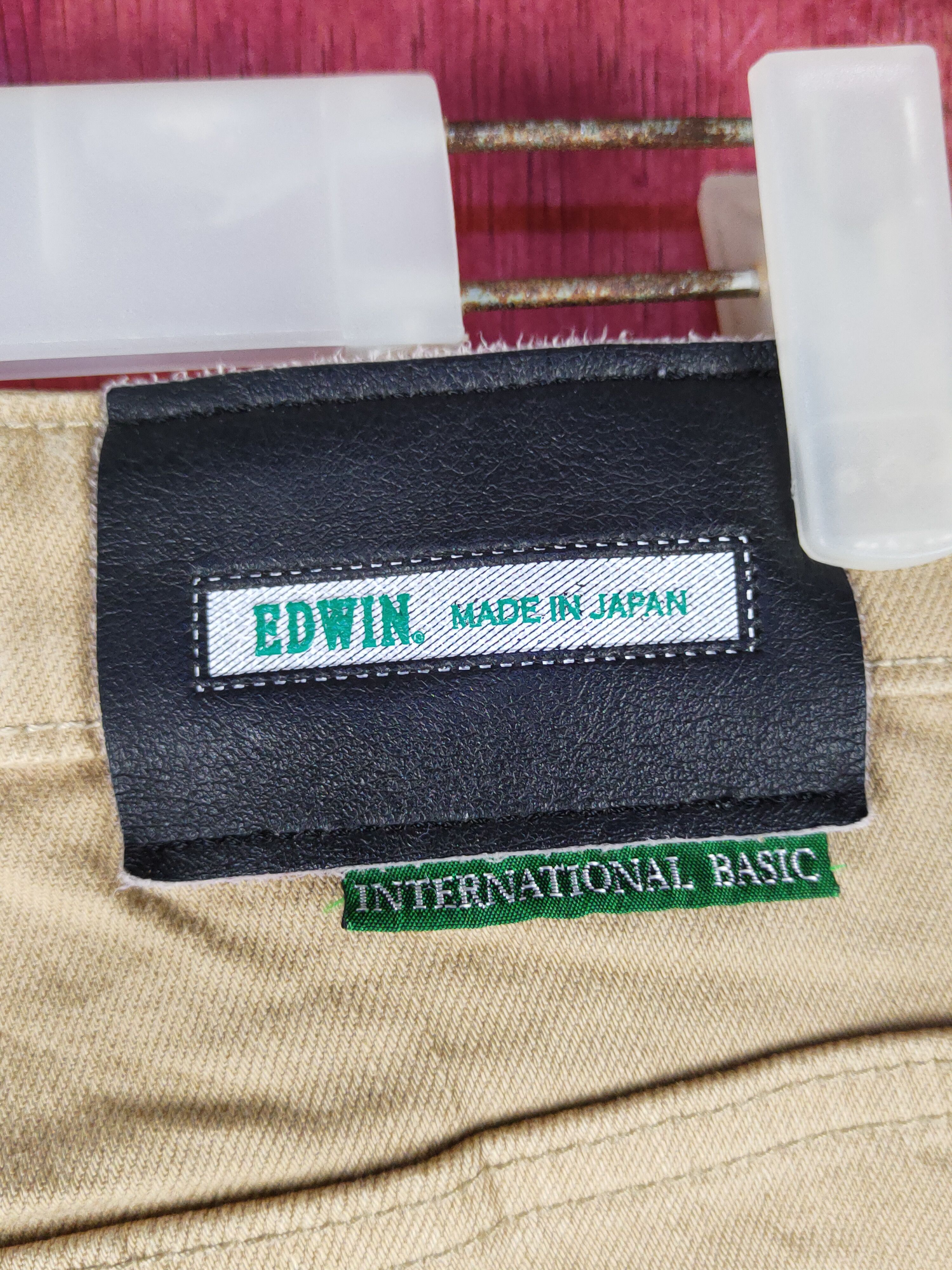 Edwin Edwin Brown denim distressed ripped Casual Pants #S1561 Size US 31 - 10 Thumbnail