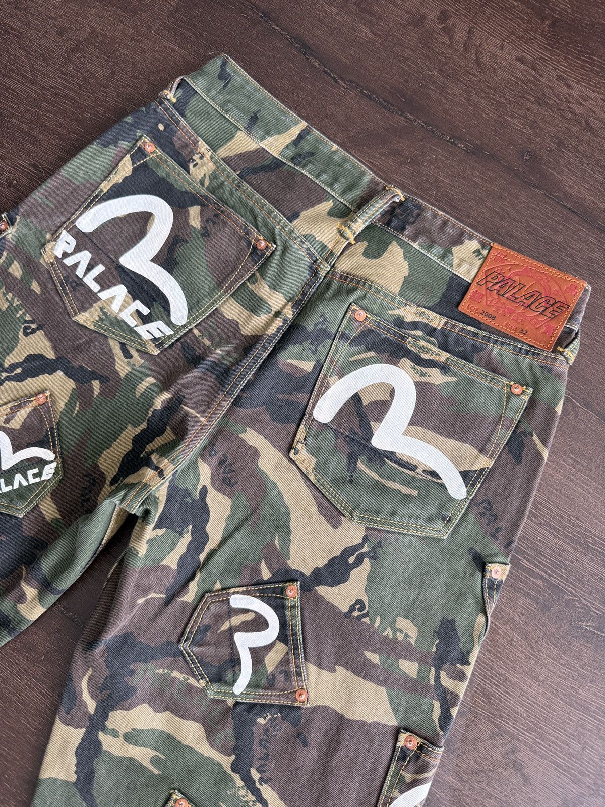 Evisu × Palace Evisu x Palace Camo Denim Multi Pocket Pants Size 32 Size US 32 / EU 48 - 3 Thumbnail