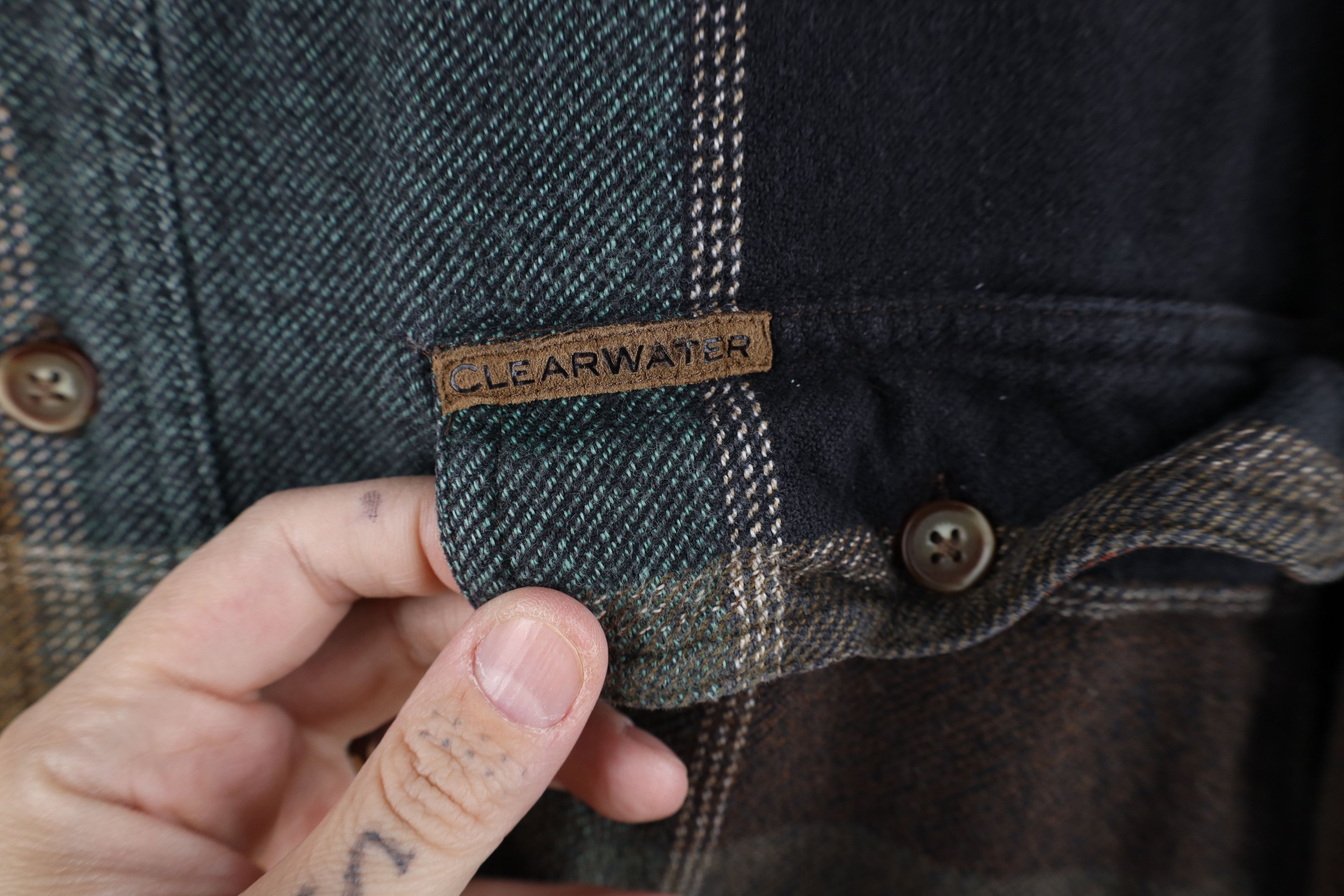 Vintage Vintage 90s Streetwear Checkered Elbow Patch Button Shirt Size US XL / EU 56 / 4 - 4 Thumbnail
