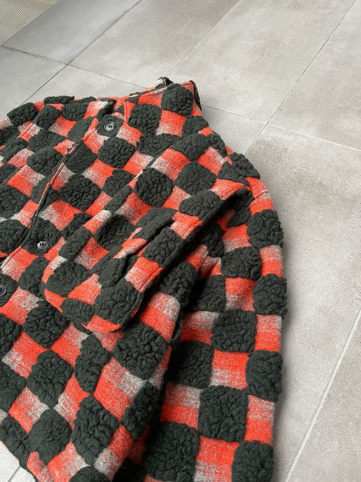 Henrik Vibskov !DS! AW23 Henrik Vibskov Big Bag Teddy Checks Jacket Size US L / EU 52-54 / 3 - 15 Thumbnail