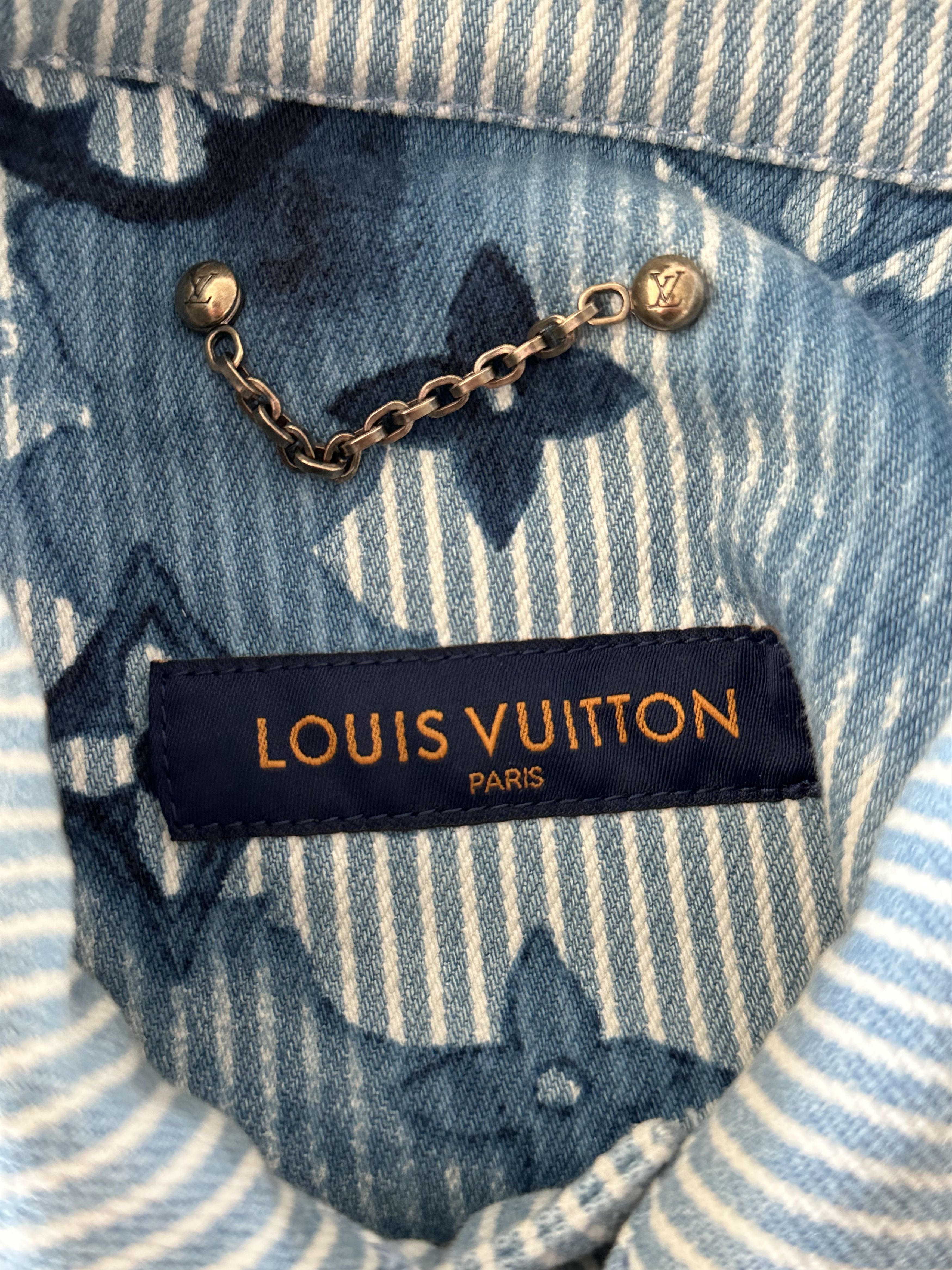 Louis Vuitton Louis Vuitton Blue Watercolor Monogram Denim Button Up Shirt Size US L / EU 52-54 / 3 - 3 Thumbnail