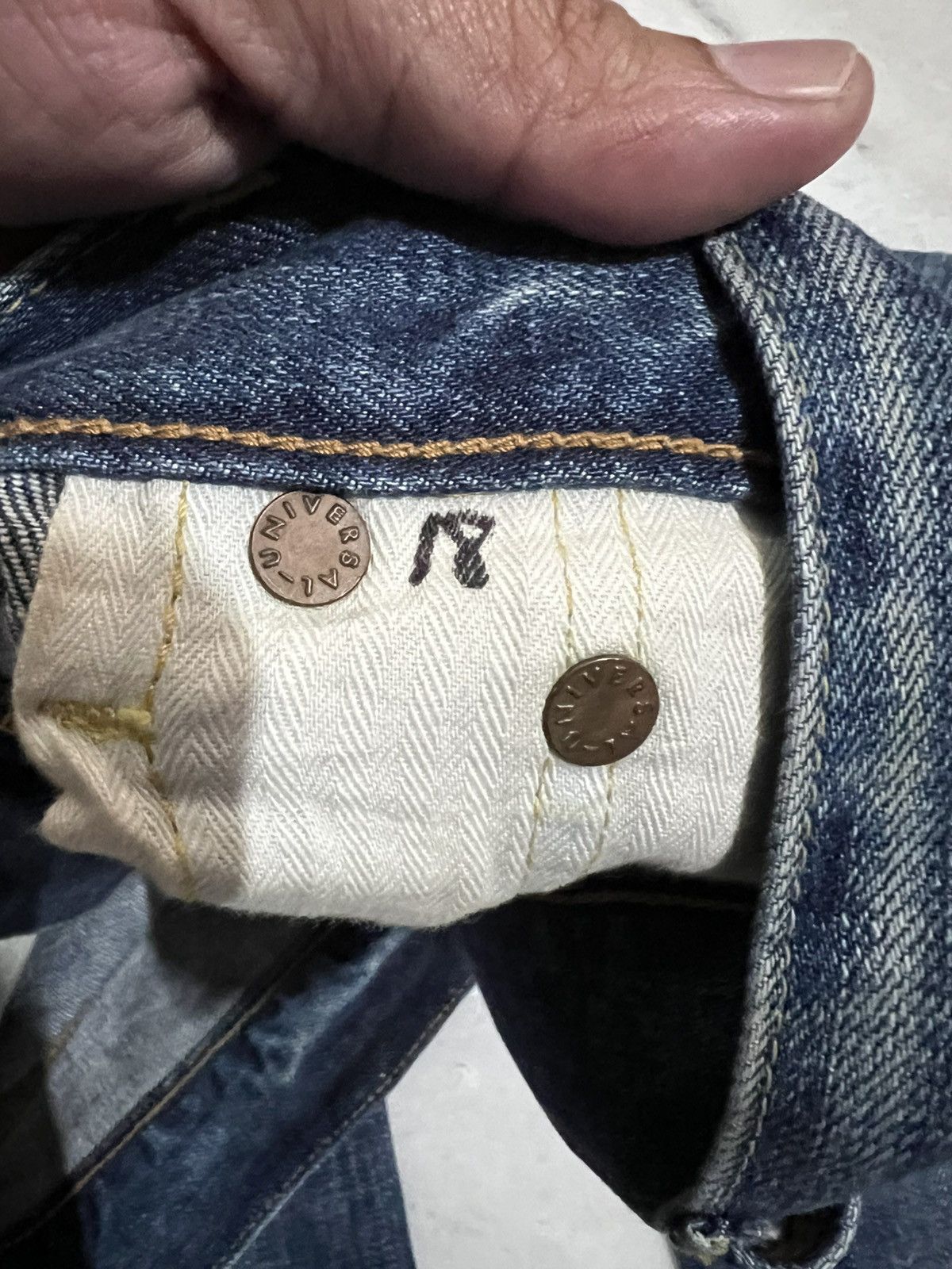 Japanese Brand 90’s BACK NUMBER 02 DISTRESSED PAINTER JEAN Size US 34 / EU 50 - 19 Thumbnail