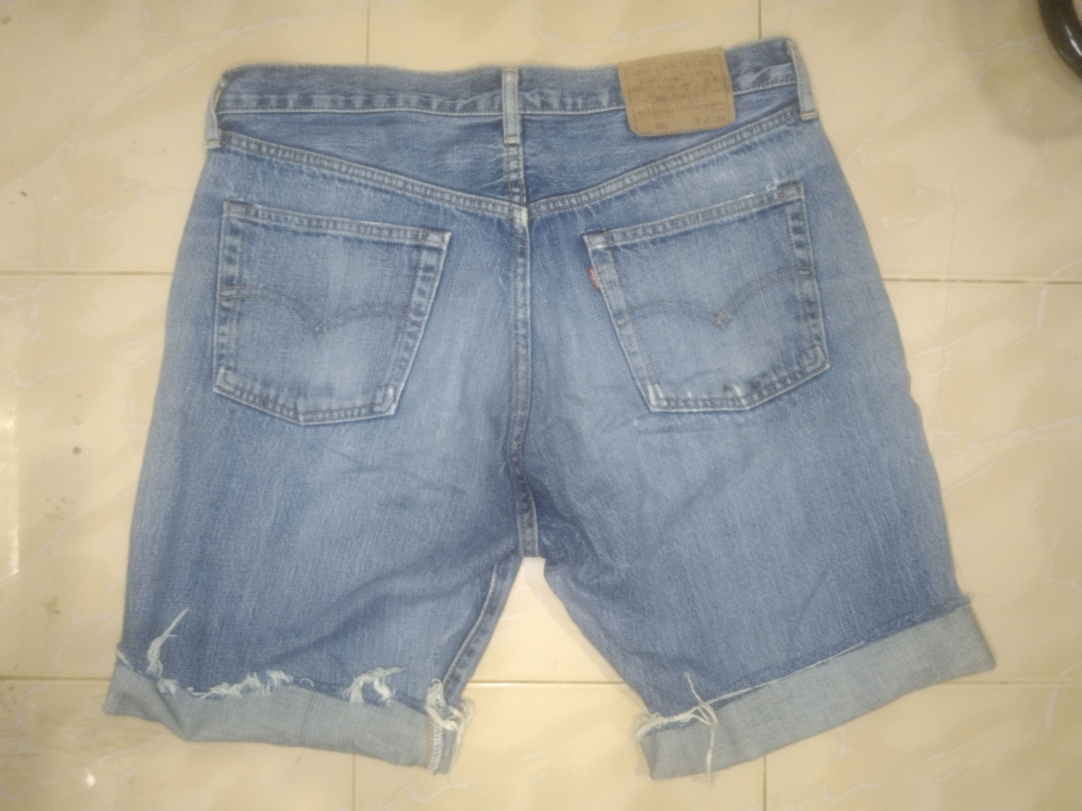 Levi's × Levi's Vintage Clothing × Vintage Vintage distressed Selvedge Levi's Big E 502 xx short pants Size US 36 / EU 52 - 2 Thumbnail
