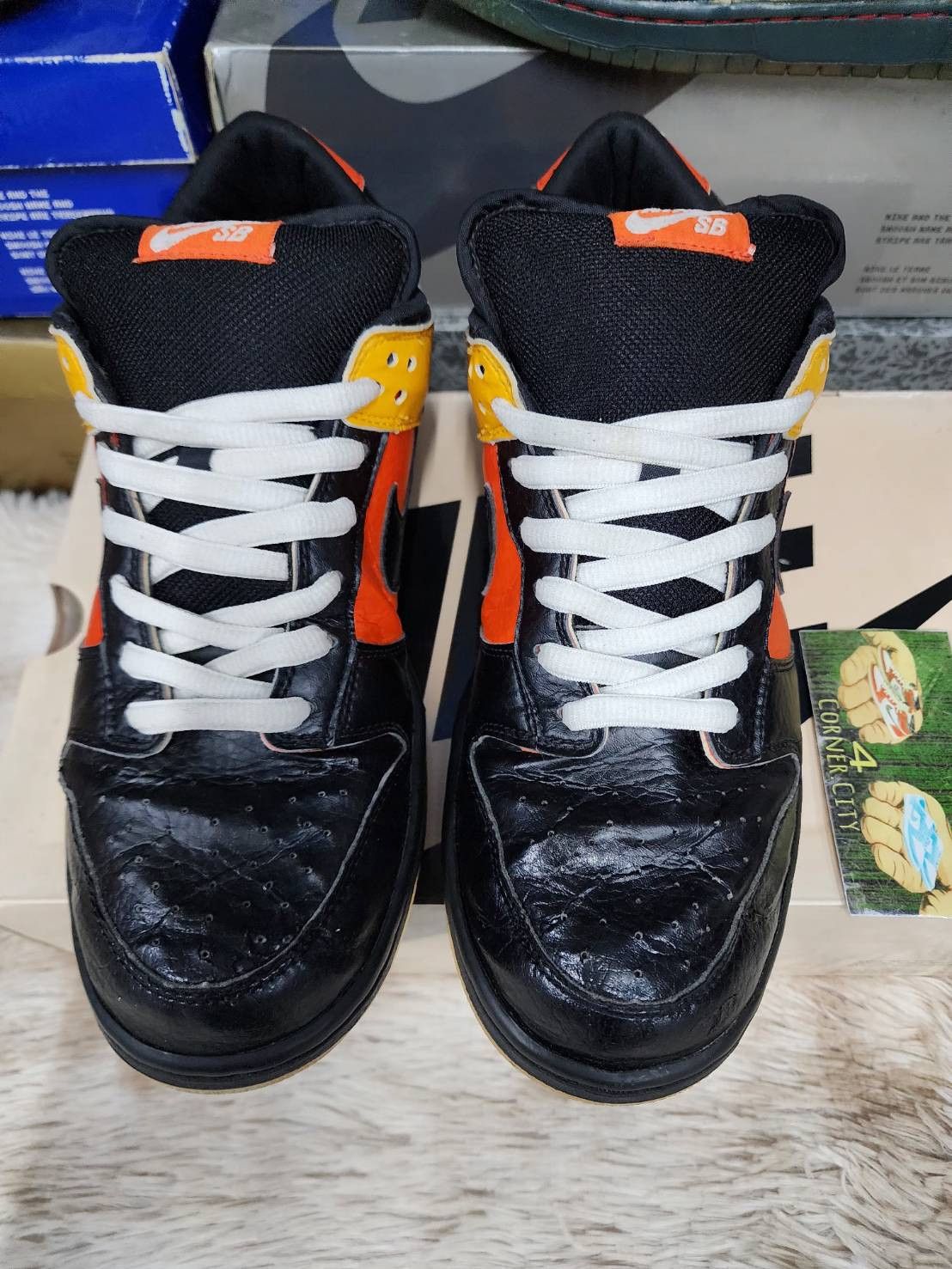 Nike Nike Sb Dunk Low Raygun OG 2005 Size US 11 / EU 44 - 2 Thumbnail