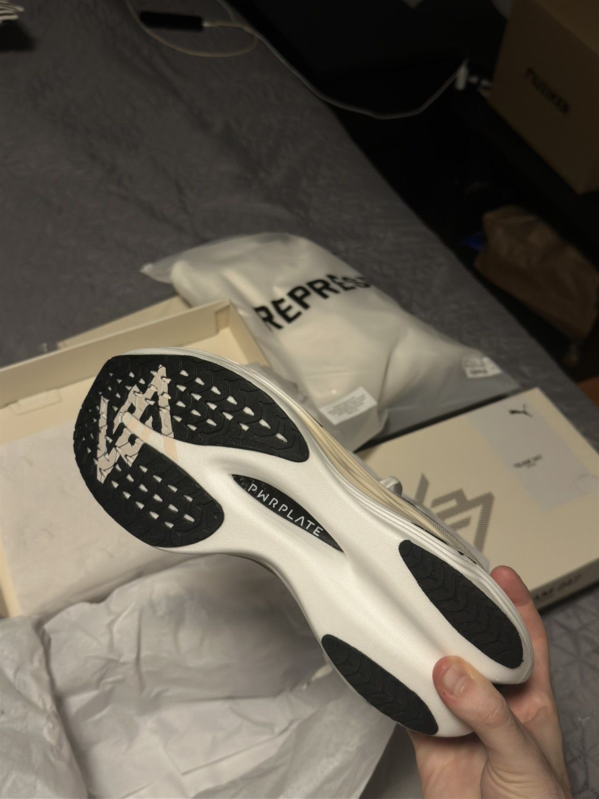 Puma Represent x Puma Deviate Nitro Elite 3 Size US 7.5 / IT 37.5 - 5 Thumbnail