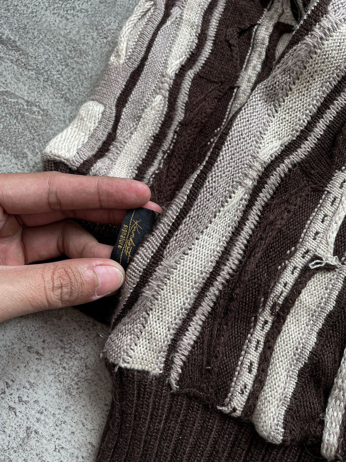 Vintage Vintage Rusia Knockout Signature 3D Cable Knit Sweater Size US XL / EU 56 / 4 - 4 Thumbnail