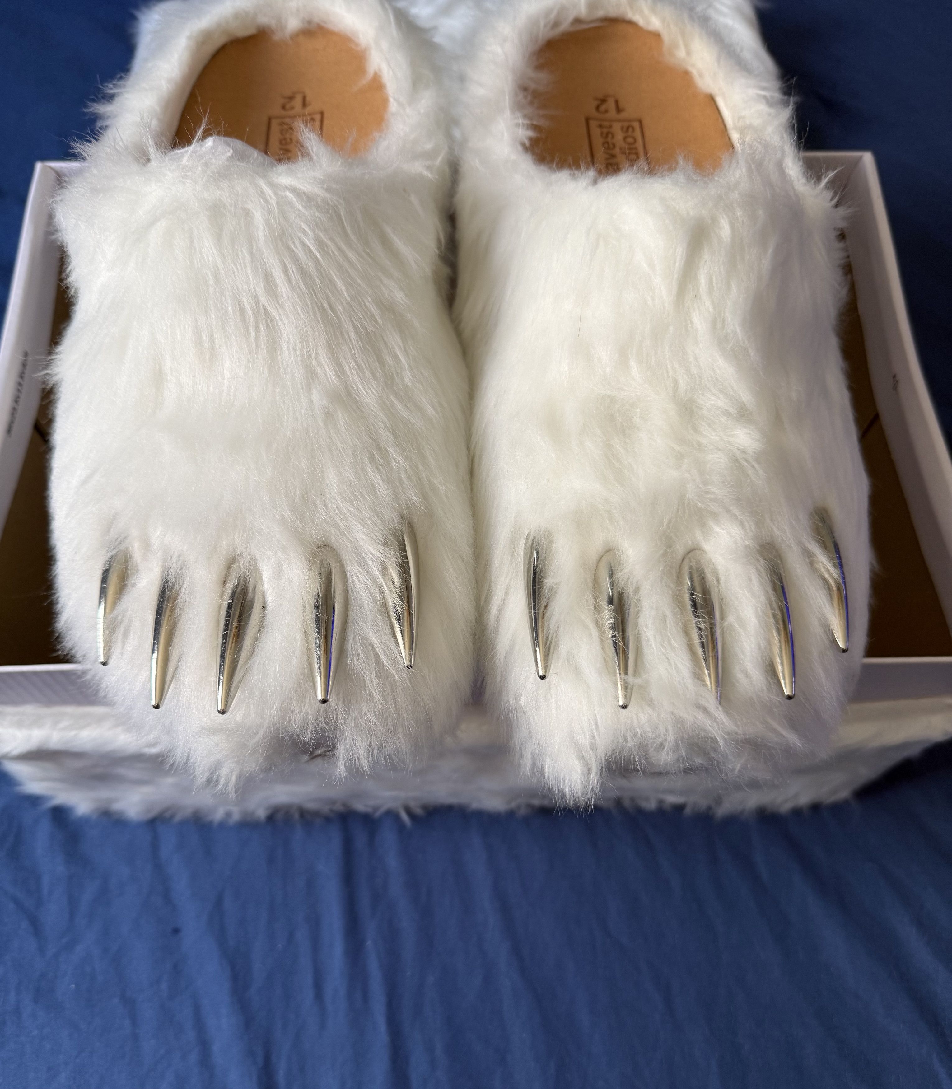 Bravest Studios Bravest Studio White Bear Claws Size US 12 / EU 45 - 3 Thumbnail