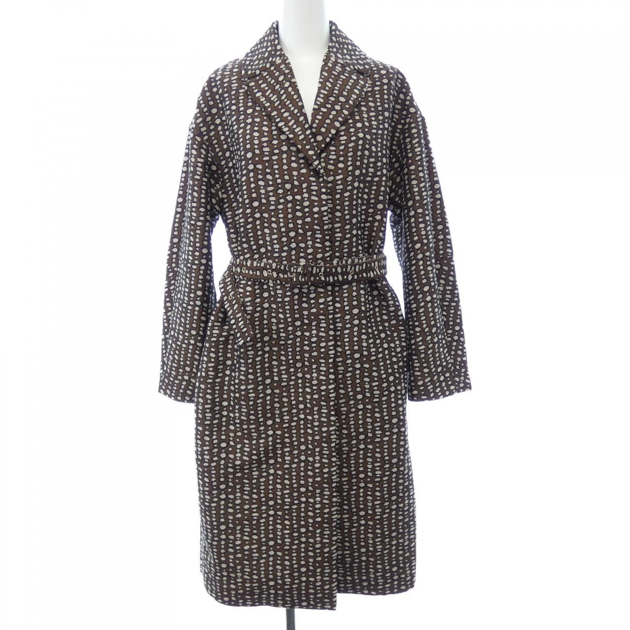 Max Mara MaxMara S Max Mara Coat Others Outerwear 912102 DUTY FREE for USA Size ONE SIZE - 1 Thumbnail