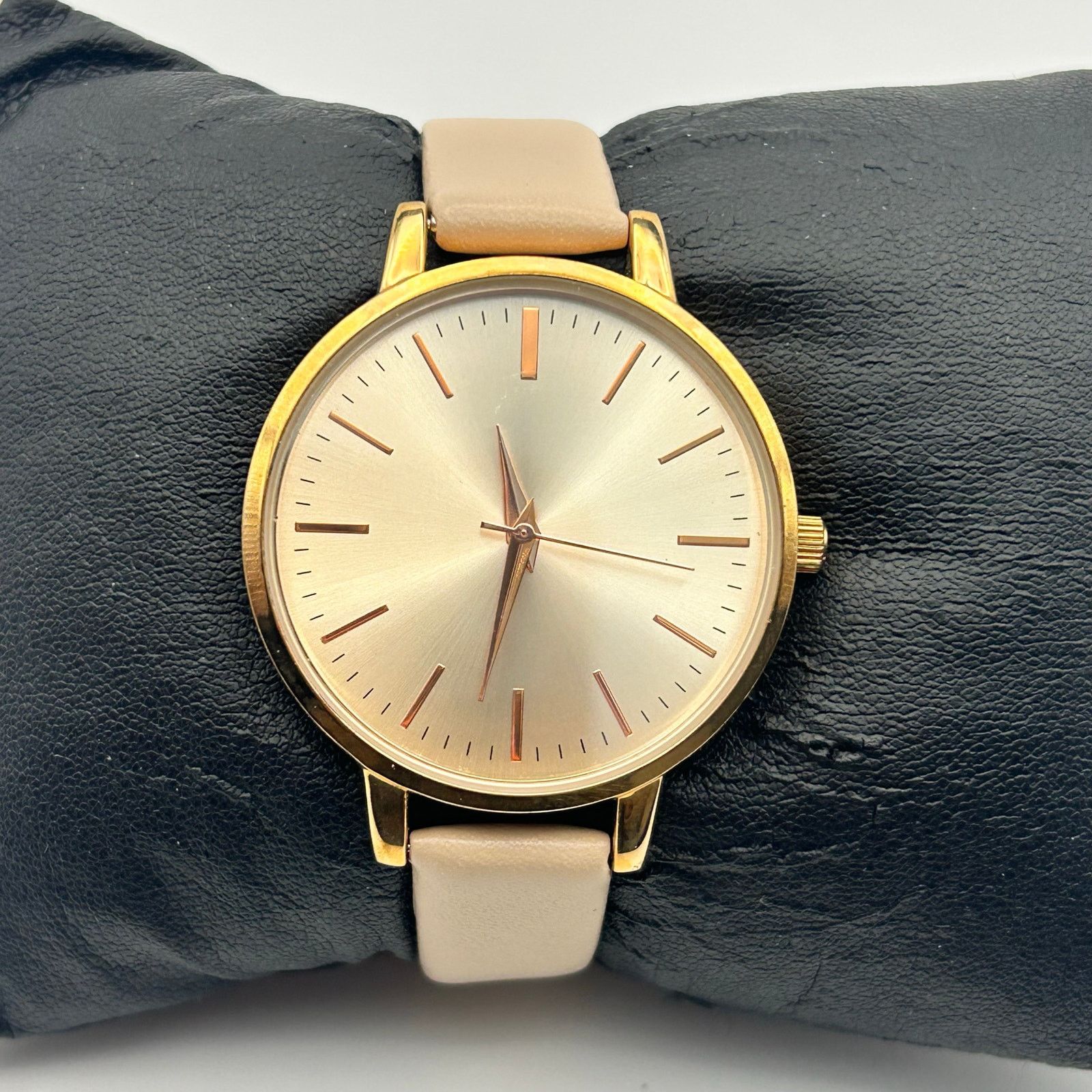 H&M H&M Women’s Rose Gold Minimalist Watch Working New Battery Size ONE SIZE - 1 Thumbnail