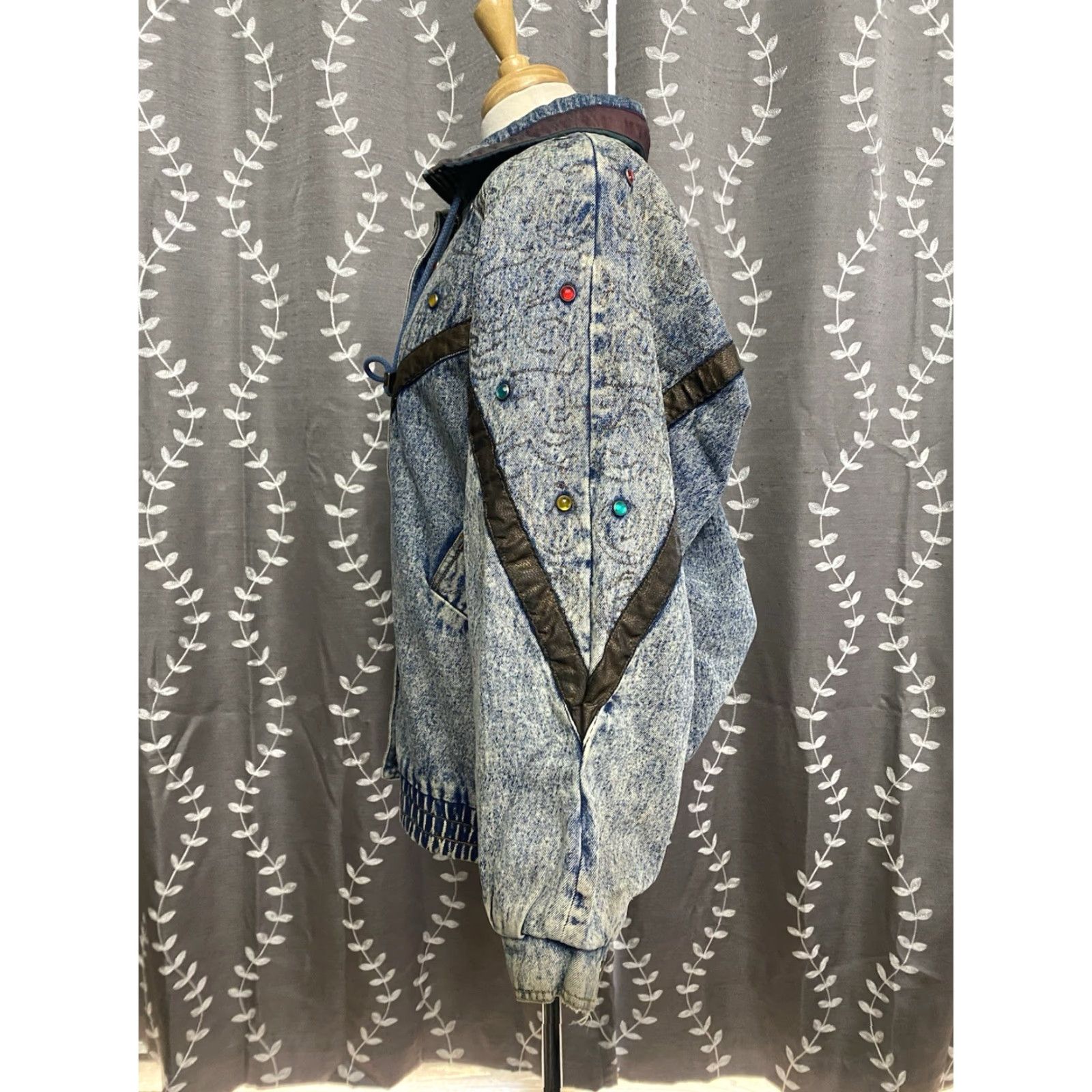 Vintage VINTAGE Current Seen Denim Jacket Bomber L, Women, Blue, Mid-Length, Lined, Embroidered, Button Zip Snap, 80s Retro, Casual Womens Jacket Size L / US 10 / IT 46 - 6 Thumbnail