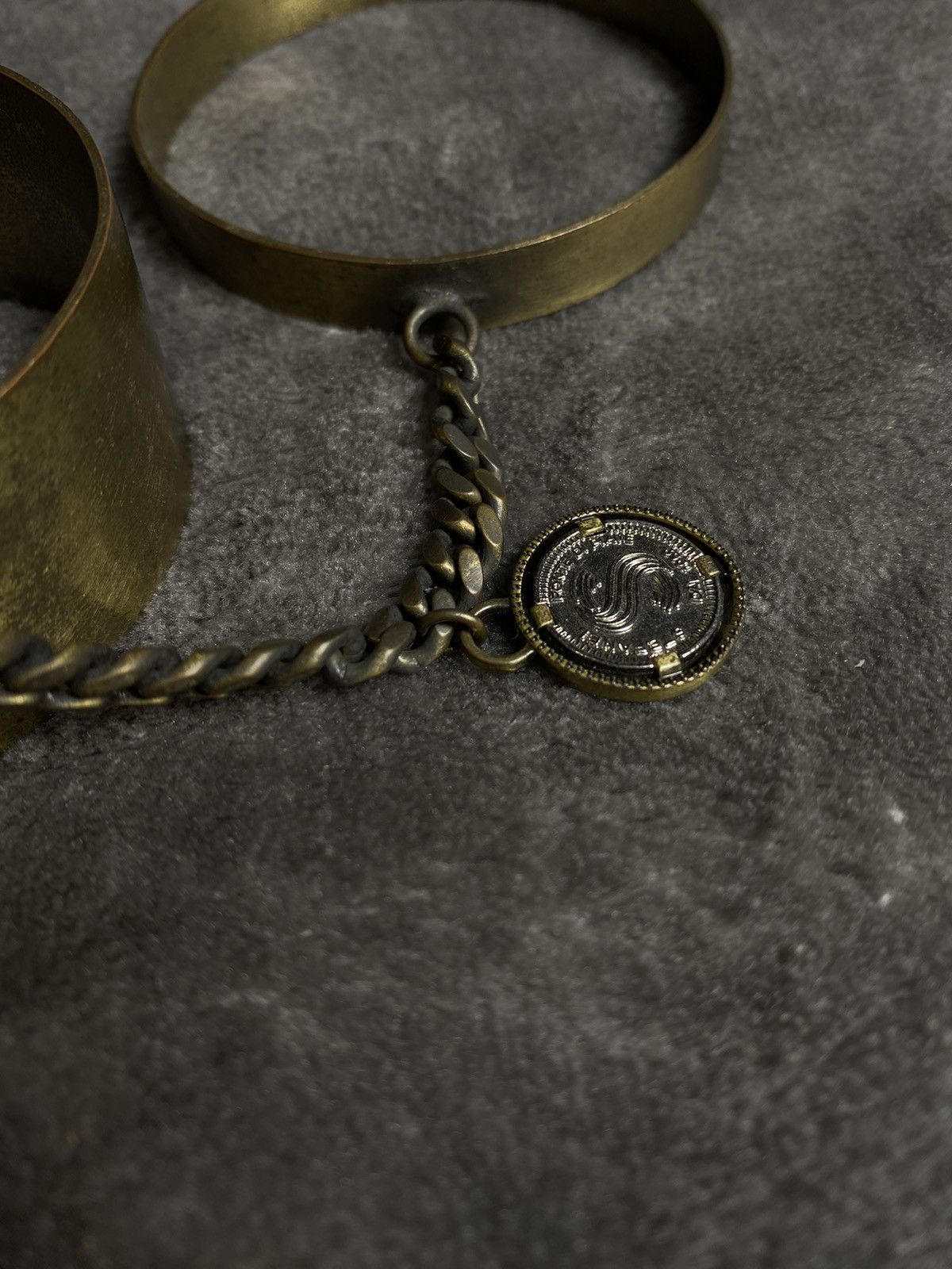 Jewelry Vintage Brass Bracelet with Coin Pendant Size ONE SIZE - 4 Thumbnail