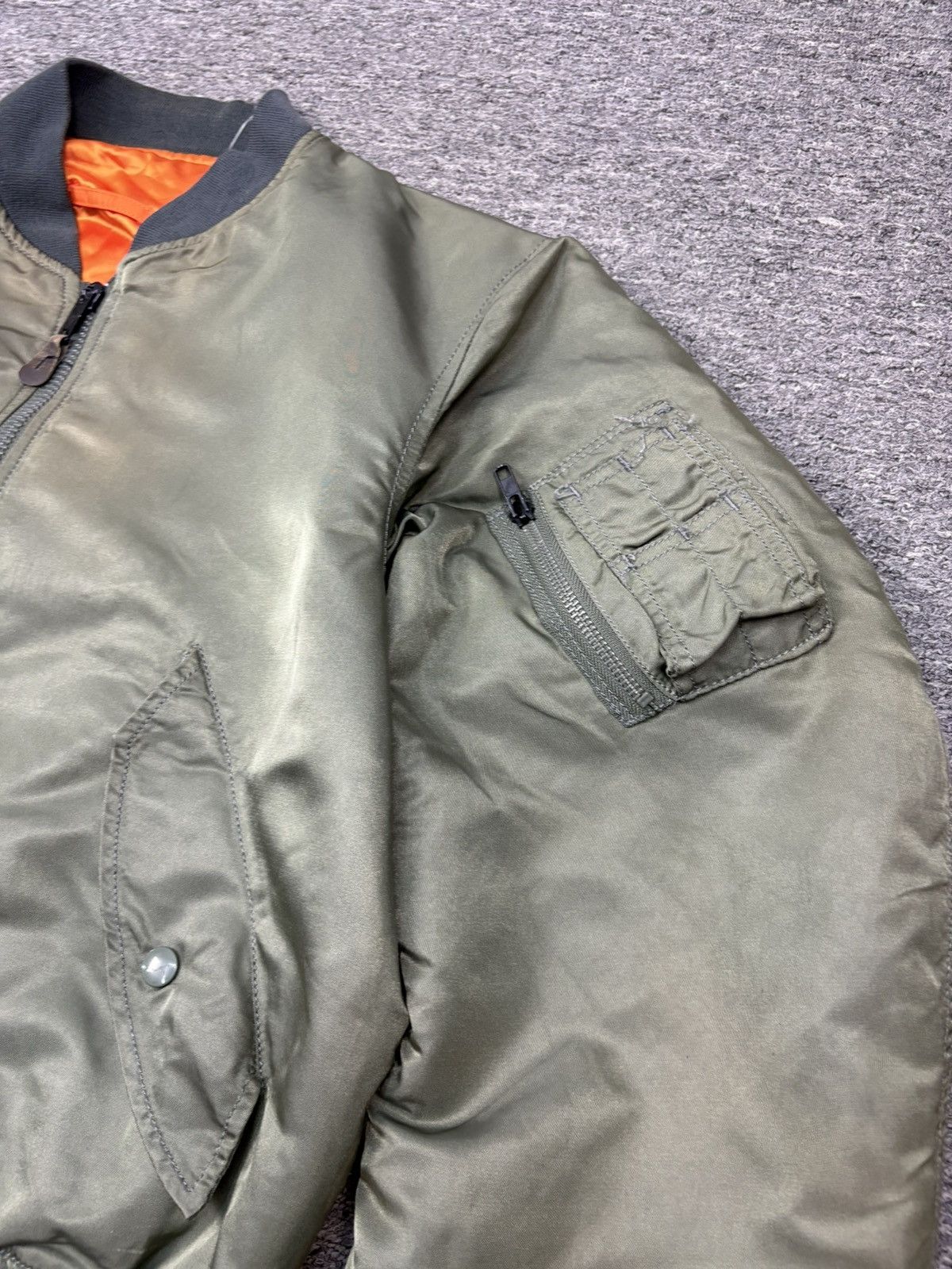 Alpha Industries Vintage 1980s Ma-1 Intermediate Reversible Bomber Jacket Size US M / EU 48-50 / 2 - 7 Thumbnail