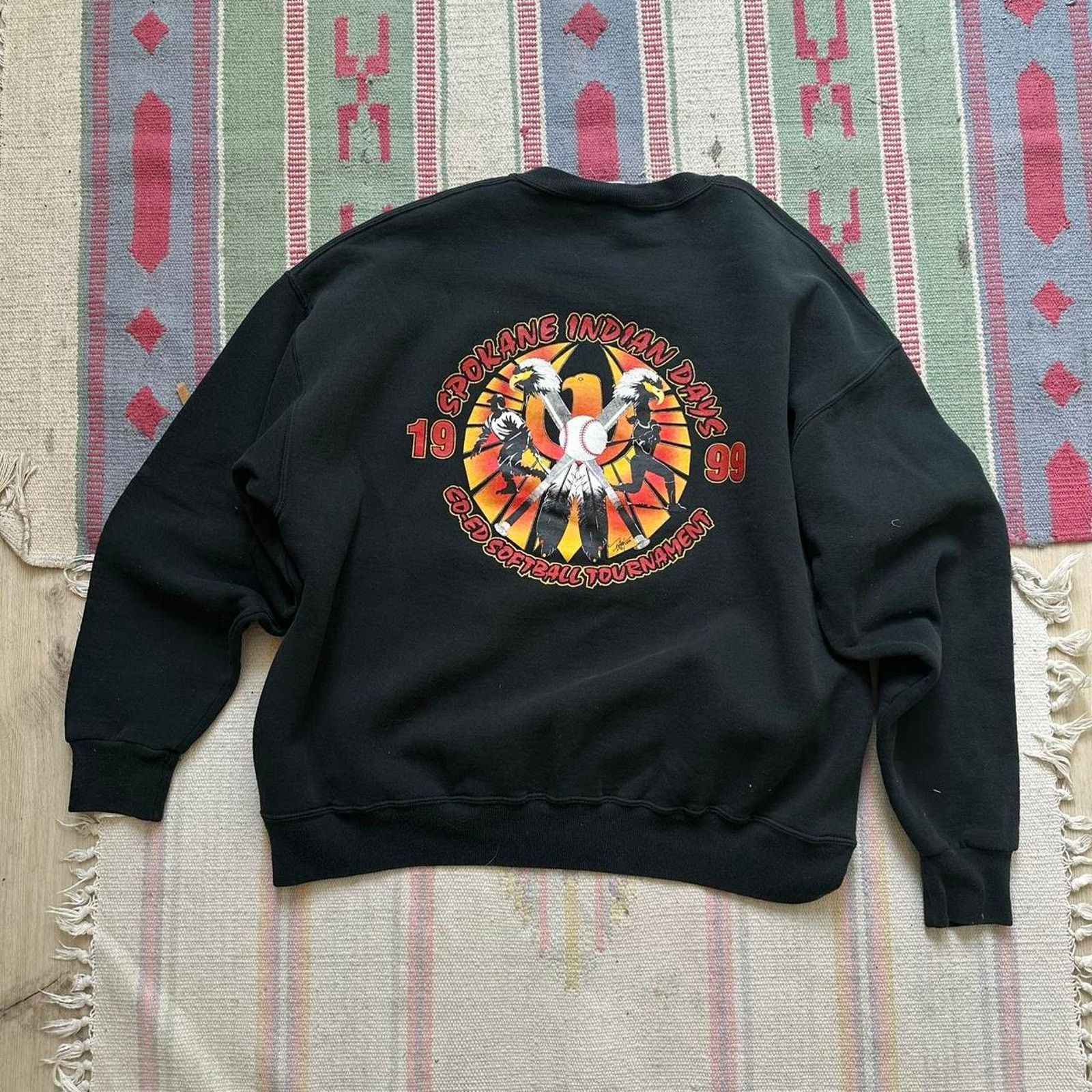 Vintage Vintage 90s Spokane Indian Softball Black Faded Crewneck Size US L / EU 52-54 / 3 - 5 Thumbnail