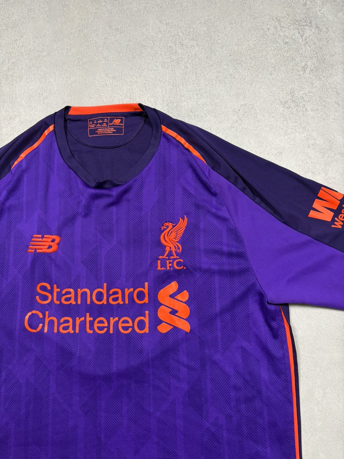 New Balance Liverpool FC 2018/19 Third Jersey Kit Keita #8 New Balance L Size US L / EU 52-54 / 3 - 4 Thumbnail