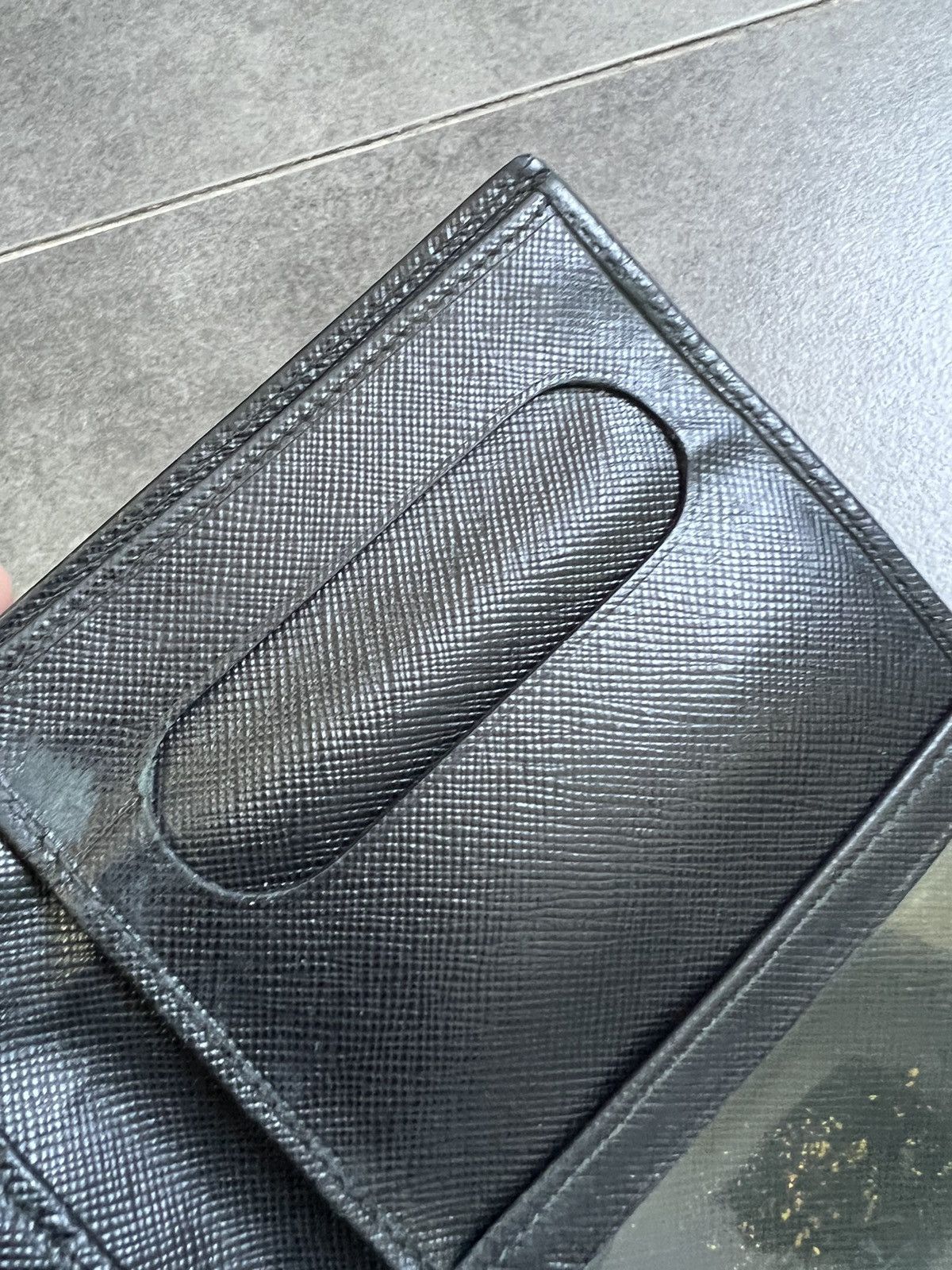 Prada Vintage Prada saffiano wallet cardholder Size ONE SIZE - 14 Thumbnail