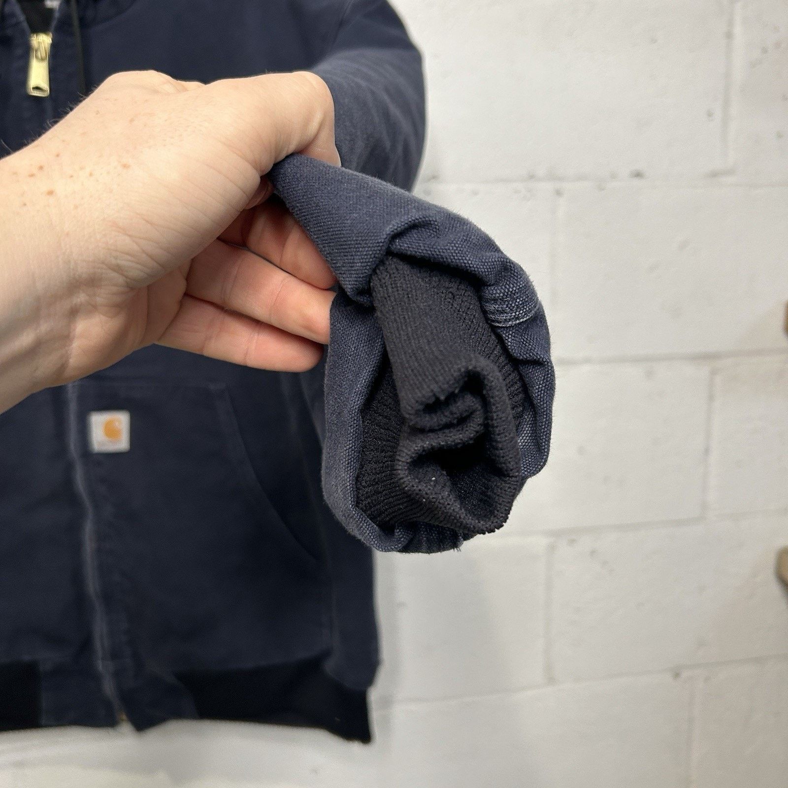 Carhartt Carhartt Quilted Hooded Active Jacket “Dark Navy” J140 DNY Size US XL / EU 56 / 4 - 10 Thumbnail