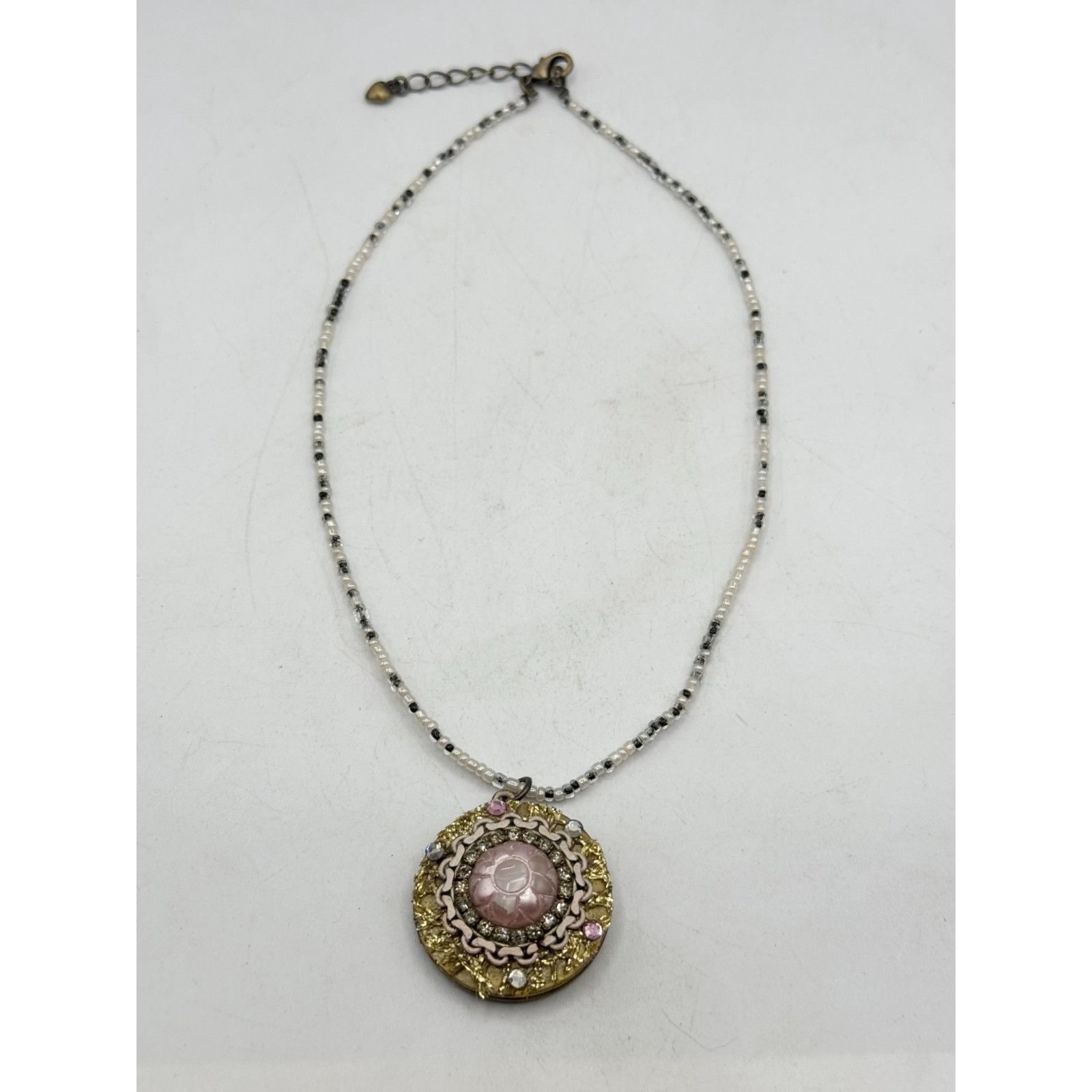 Vintage Vintage beaded rhinestone locket necklace Size ONE SIZE - 2 Thumbnail