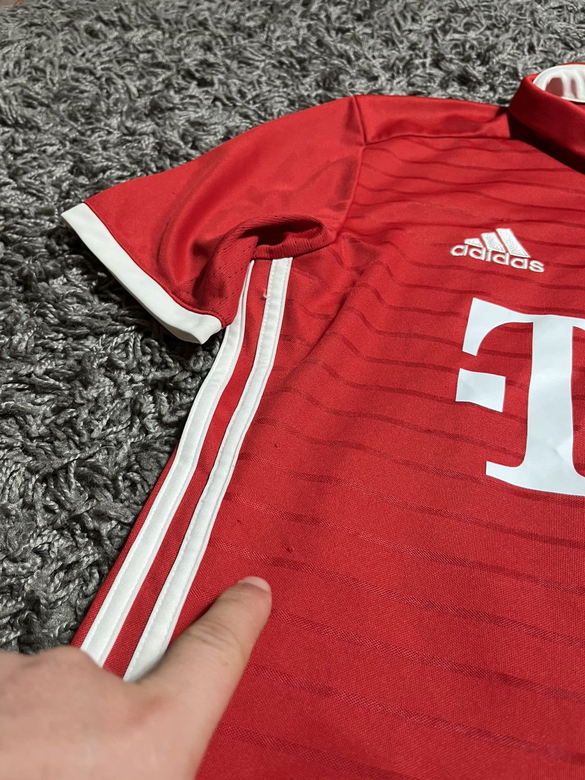Adidas BAYERN MUNCHEN ADIDAS 2016/17 SOCCER FOOTBALL JERSEY Size US S / EU 44-46 / 1 - 4 Thumbnail