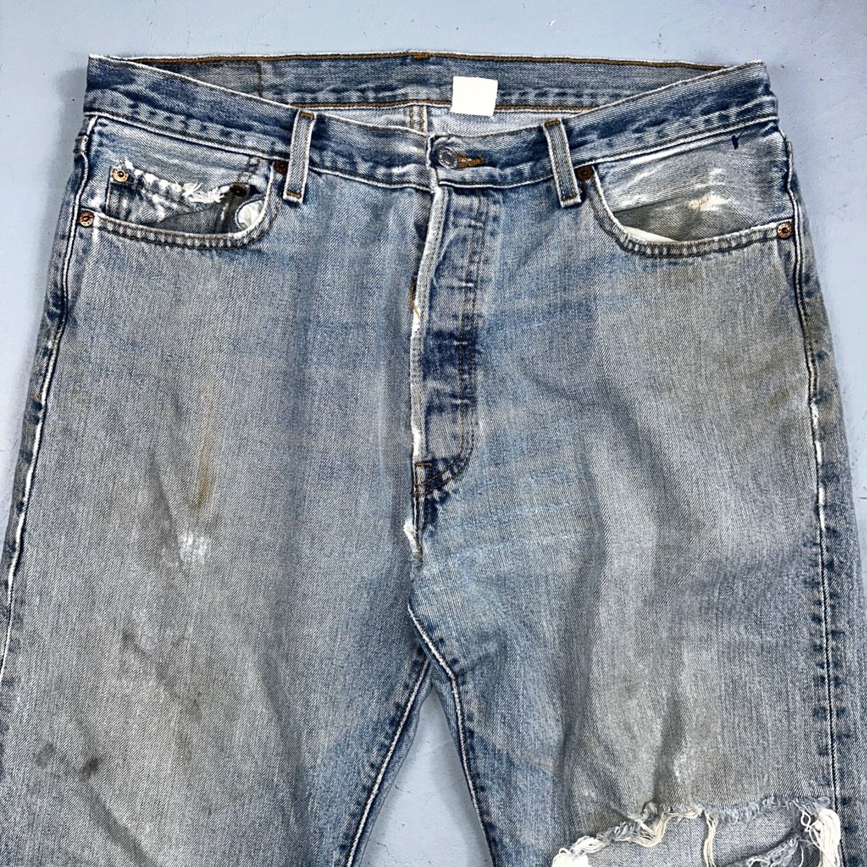 Levi's VINTAGE Levi's 501 Jeans Men Straight 36x34 Light Wash 90s 501 Series Denim Cotton Blue Size US 36 / EU 52 - 2 Thumbnail