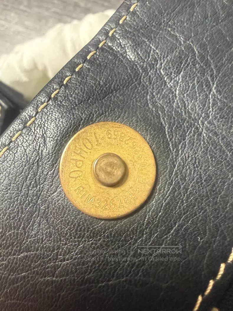 Vivienne Westwood Vivienne Westwood size OS Black Saturn orb embossed postman Size ONE SIZE - 3 Thumbnail