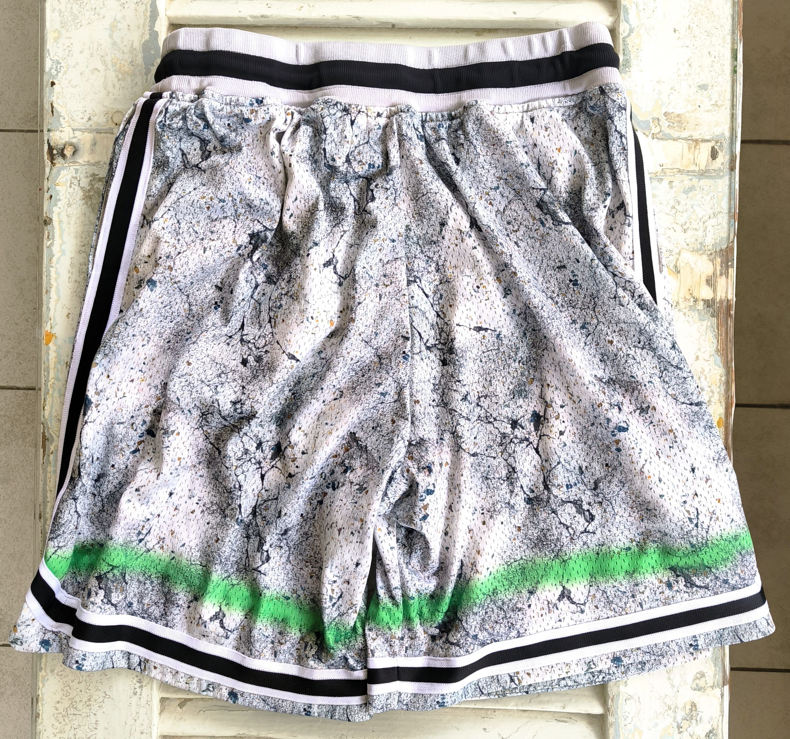 John Elliott John Elliott Game Shorts in Highway Spray Size 2 Size US 30 / EU 46 - 5 Thumbnail