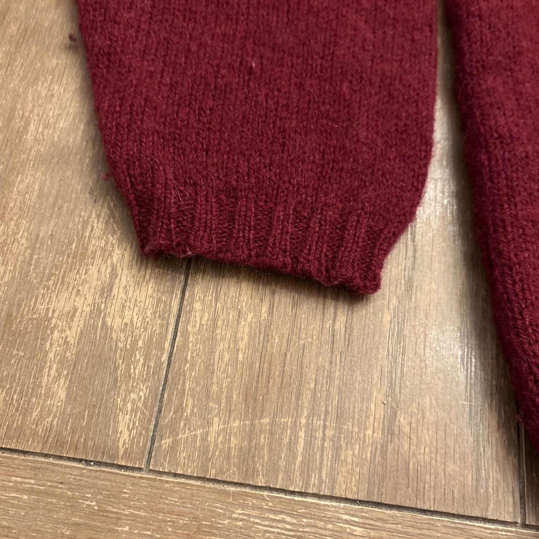 Vintage VINTAGE Woolrich Wool Blend Pullover Sweater Red Size L Mens Size US L / EU 52-54 / 3 - 2 Thumbnail