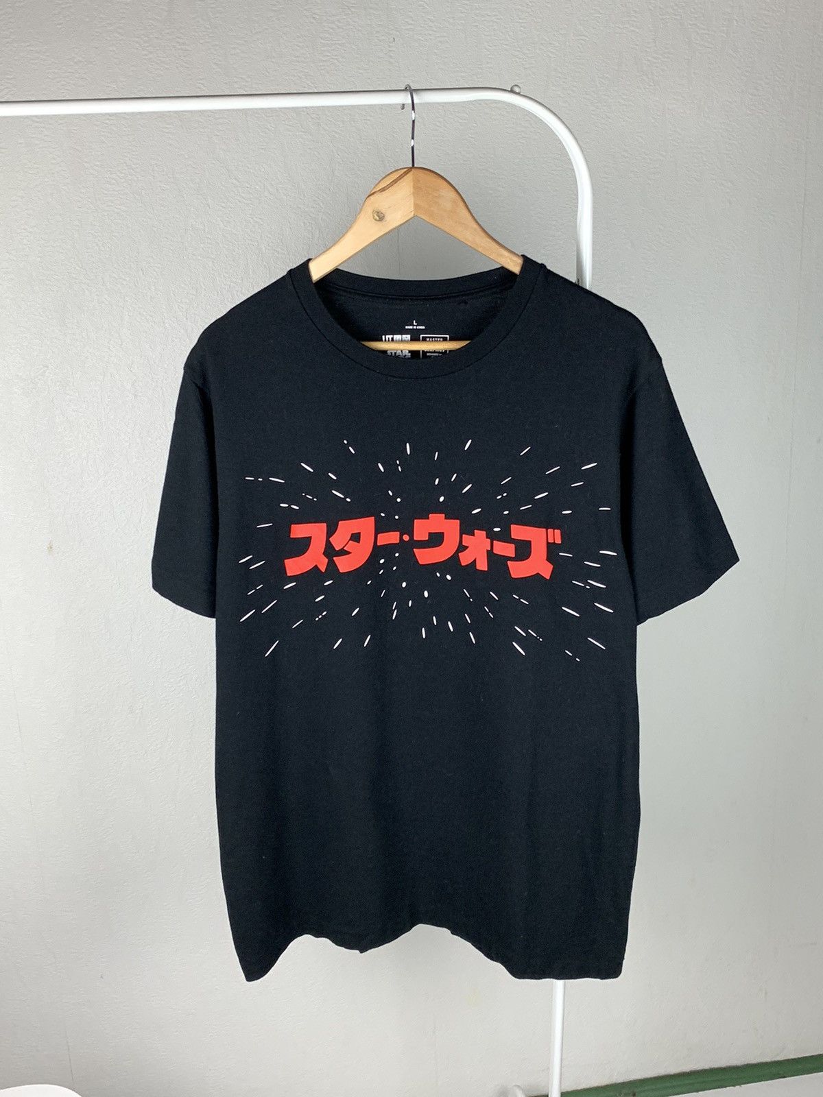Uniqlo Uniqlo Star Wars T-Shirt Uniqlo Tee Japanese Logo Style L Size US L / EU 52-54 / 3 - 3 Thumbnail