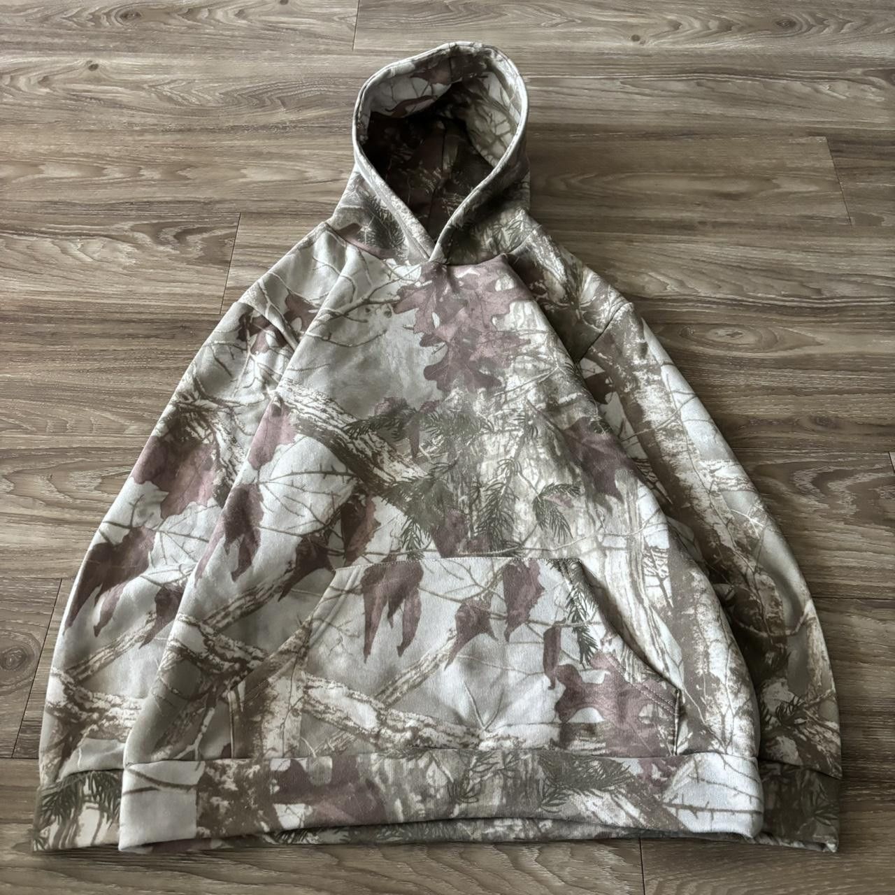 Vintage Crazy Vintage Y2K/2000s Tree Camo Streetwear Oversized Pullover Hoodie! Size L Size US L / EU 52-54 / 3 - 1 Thumbnail