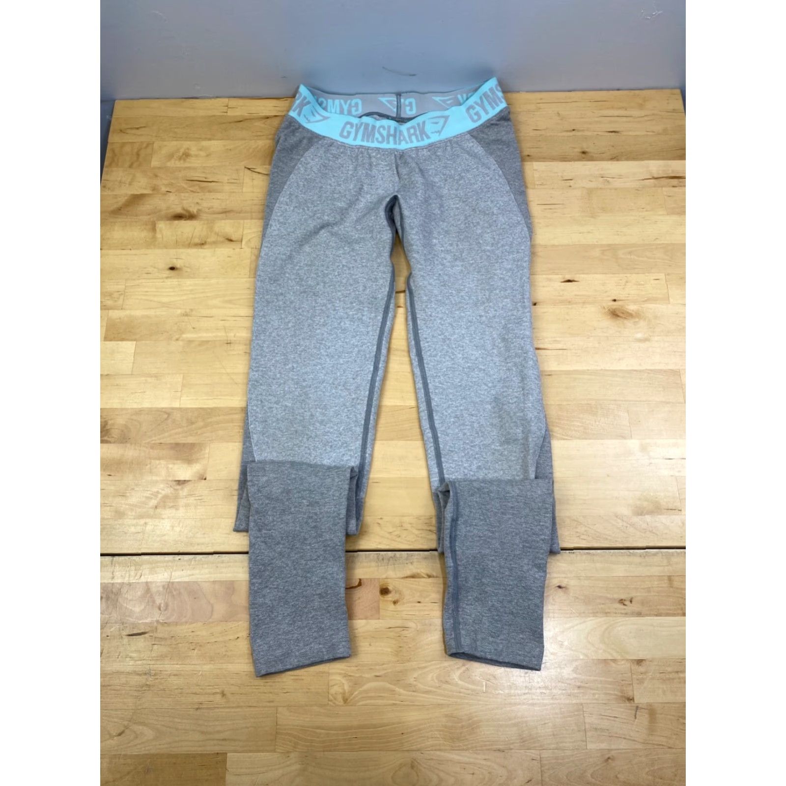 Gymshark Gymshark Leggings Womens XXS Gray Activewear Leggings Womens XXS Gray Gym Training 9897 Size 24" / US 00 / IT 34 - 2 Thumbnail