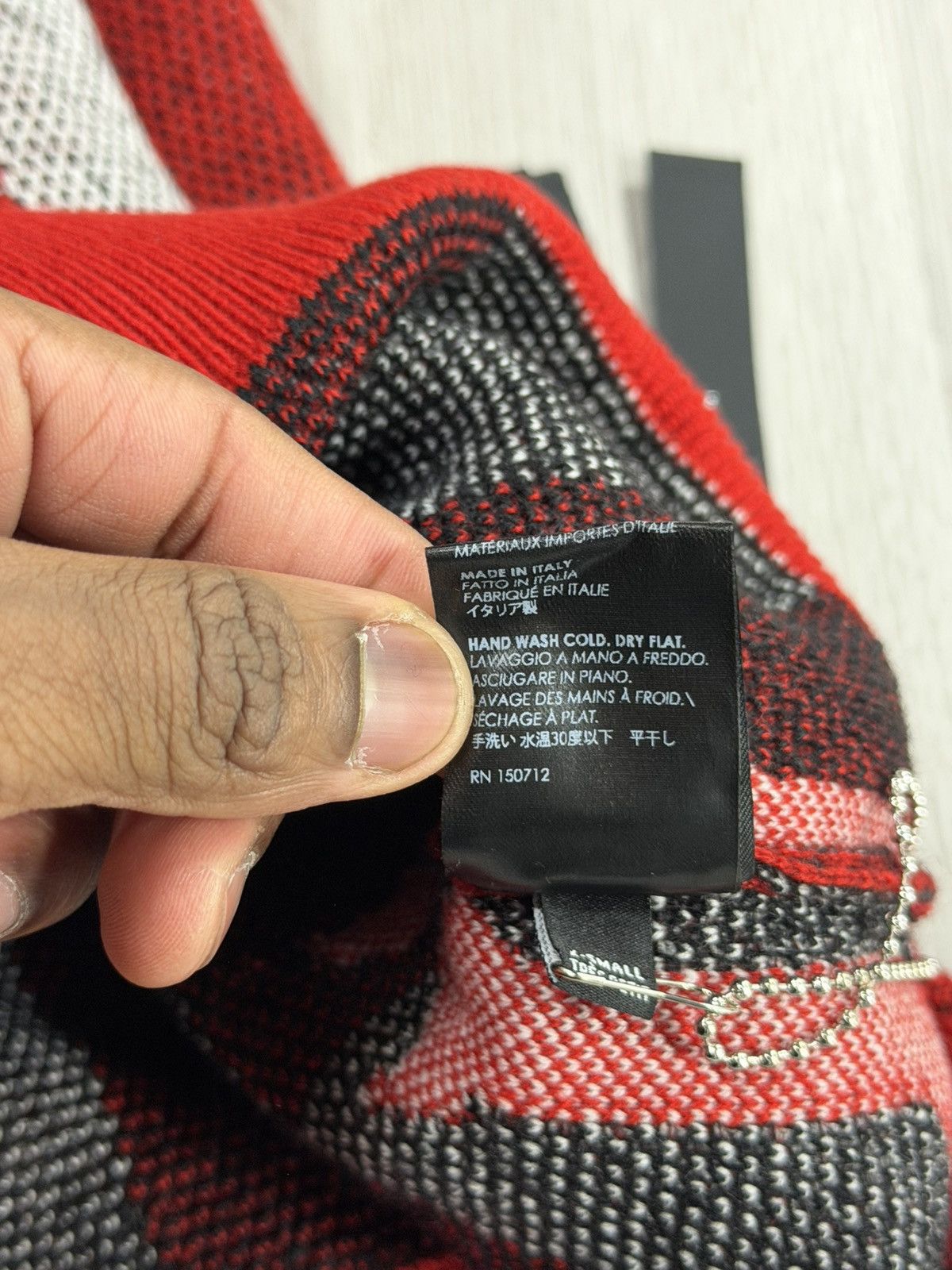 Amiri Amiri Logo Check Crewneck Sweater – Red / Multi Size US XS / EU 42 / 0 - 6 Thumbnail