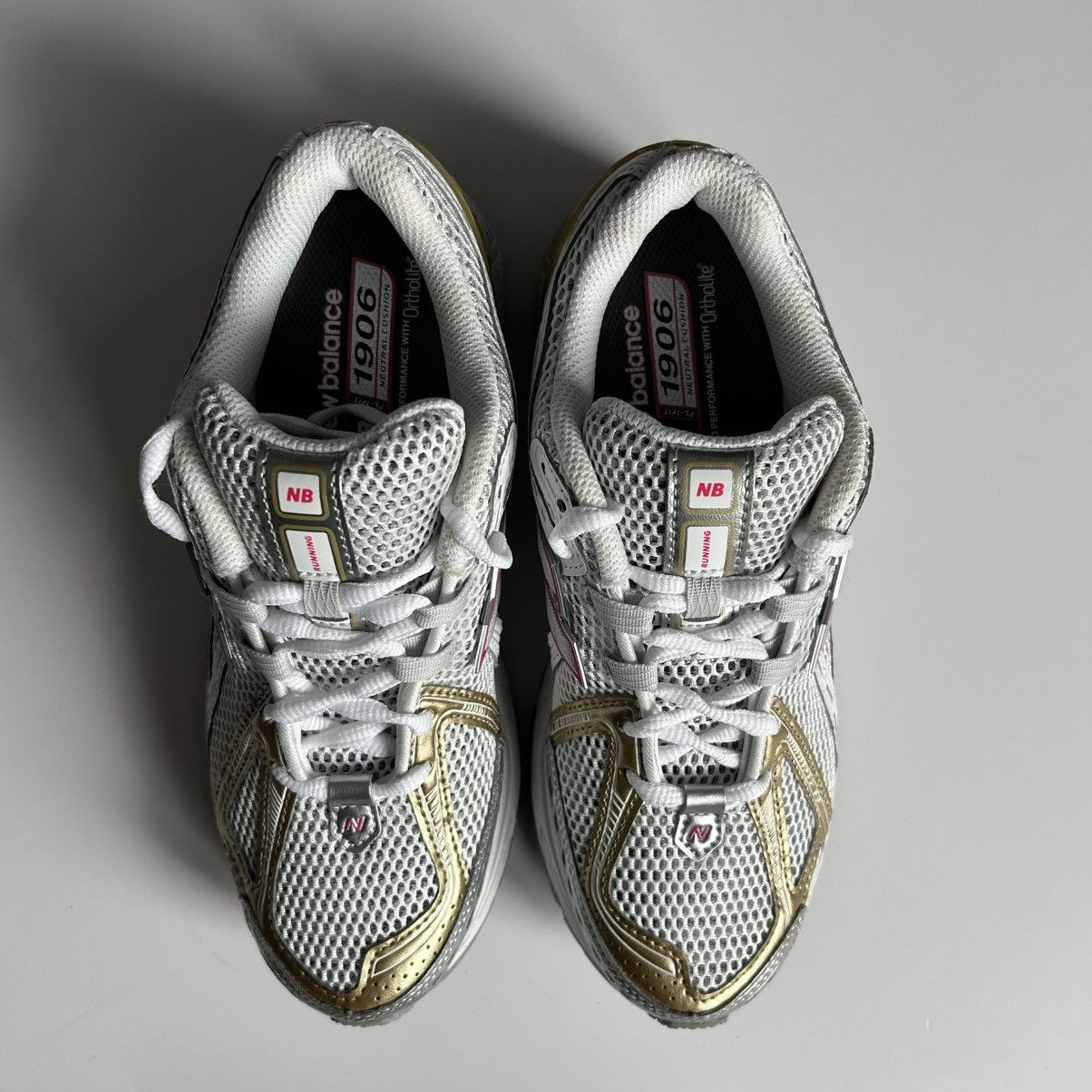 New Balance NEW BALANCE U1906RH 'Silver Metallic Dragon Berry Womens 7.5 Size US 7.5 / IT 37.5 - 4 Thumbnail