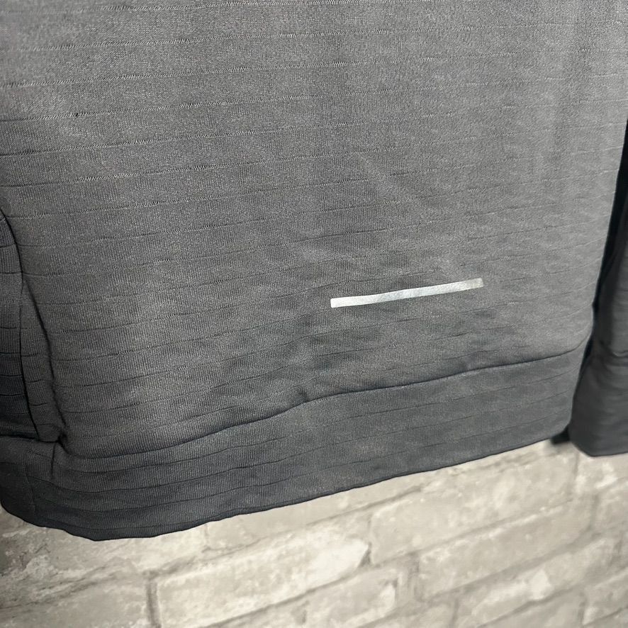 Nike Nike Women's Therma FIT Swift Element Turtleneck Running Top Size XS / US 0-2 / IT 36-38 - 7 Thumbnail