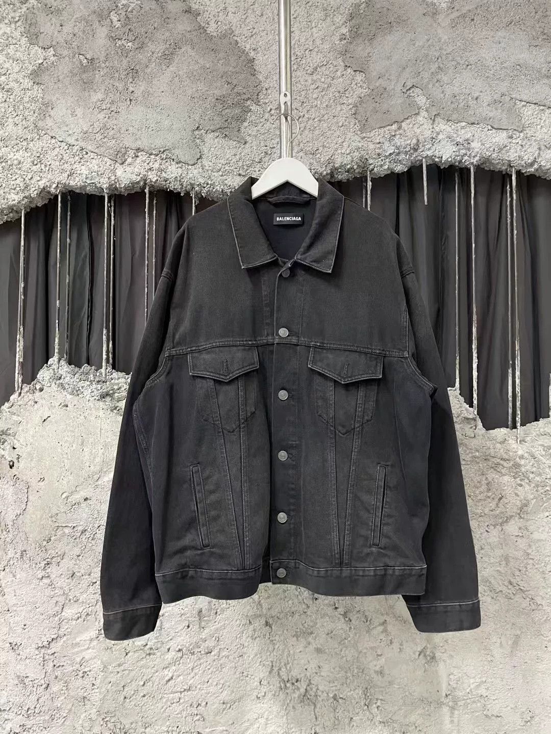 Balenciaga Balenciaga Logo Denim Jacket Size US S / EU 44-46 / 1 - 1 Thumbnail