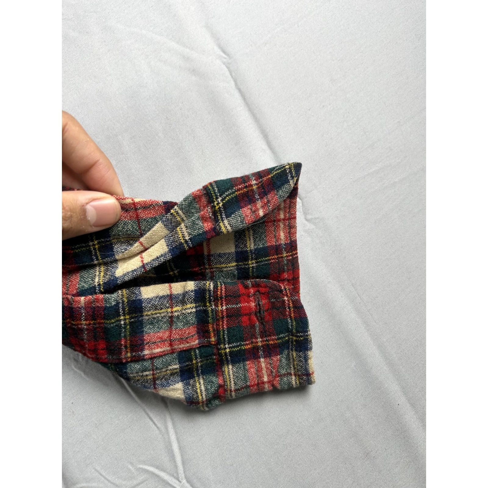 Pendleton VINTAGE Pendleton Shirt Mens M Red Plaid Wool Lined Long Sleeve Made USA Size US M / EU 48-50 / 2 - 4 Thumbnail