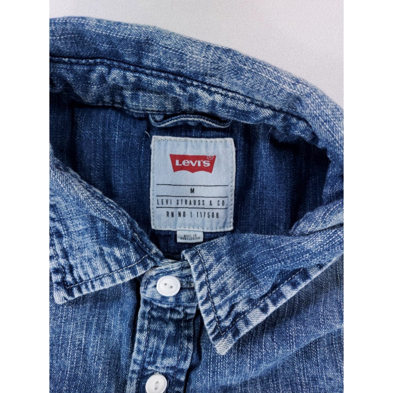 Levi's Levi's Denim Chambray Button-Down Shirt Blue Mens M Size US M / EU 48-50 / 2 - 2 Thumbnail