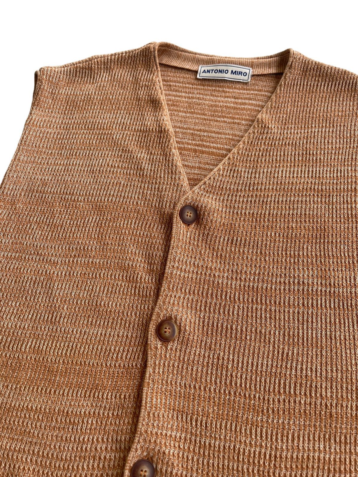 ANTONIO MIRO Antonio Miro Sleeveless Knit Vest Size US S / EU 44-46 / 1 - 4 Thumbnail