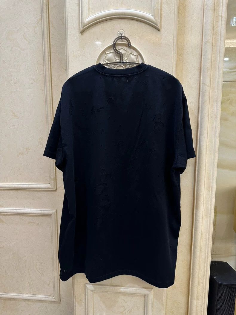 Givenchy Givenchy Black letter distressed short-sleeve, size M Size US M / EU 48-50 / 2 - 2 Thumbnail