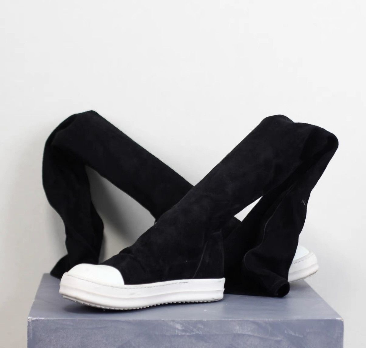 Rick Owens Rick Owens Mainline Suede Stretch "Goddess" Boots Size US 6 / IT 36 - 4 Thumbnail