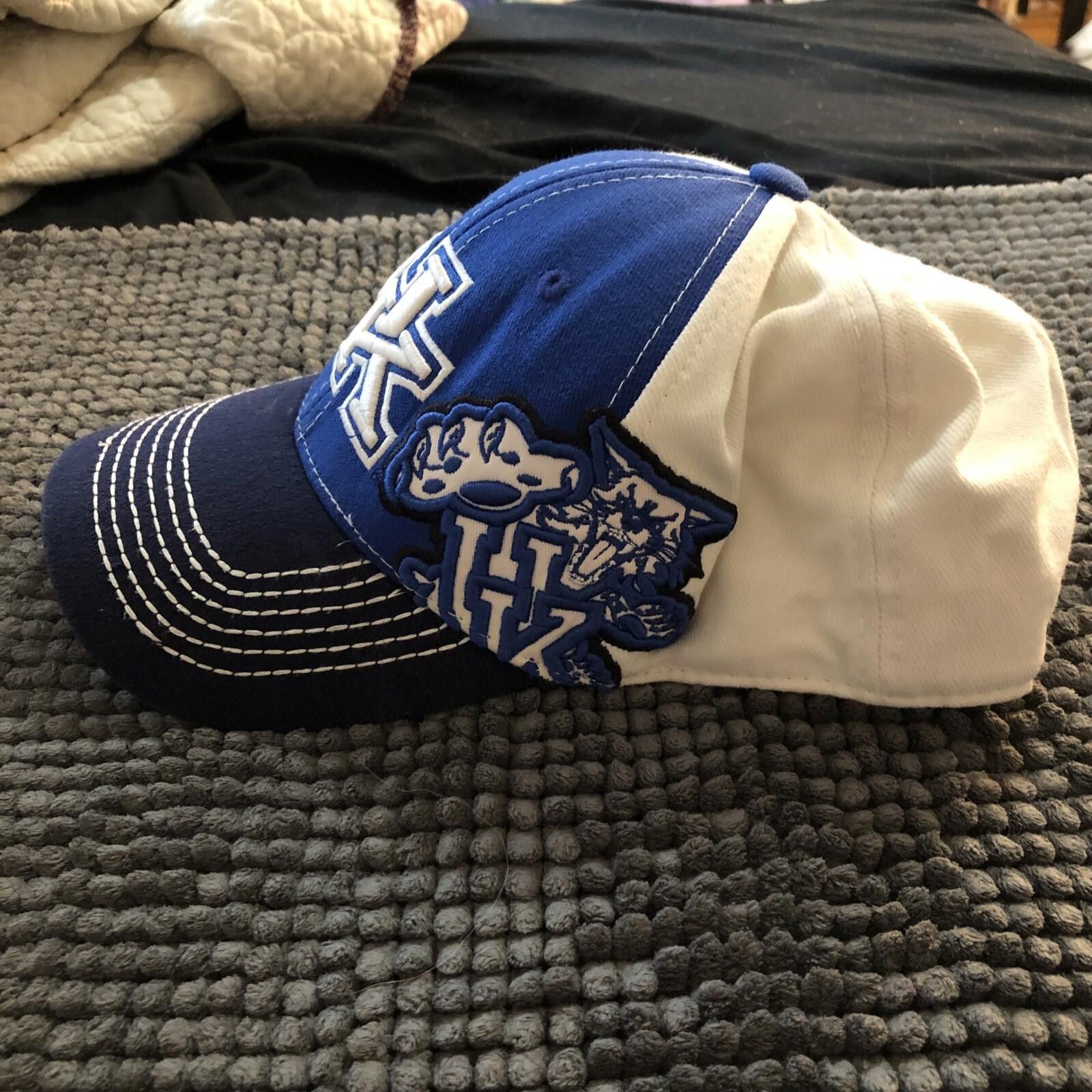 Top Of The World UK KENTUCKY WILDCATS NCAA TOTW Stretch Fit Hat ADULT Size ONE SIZE - 2 Thumbnail