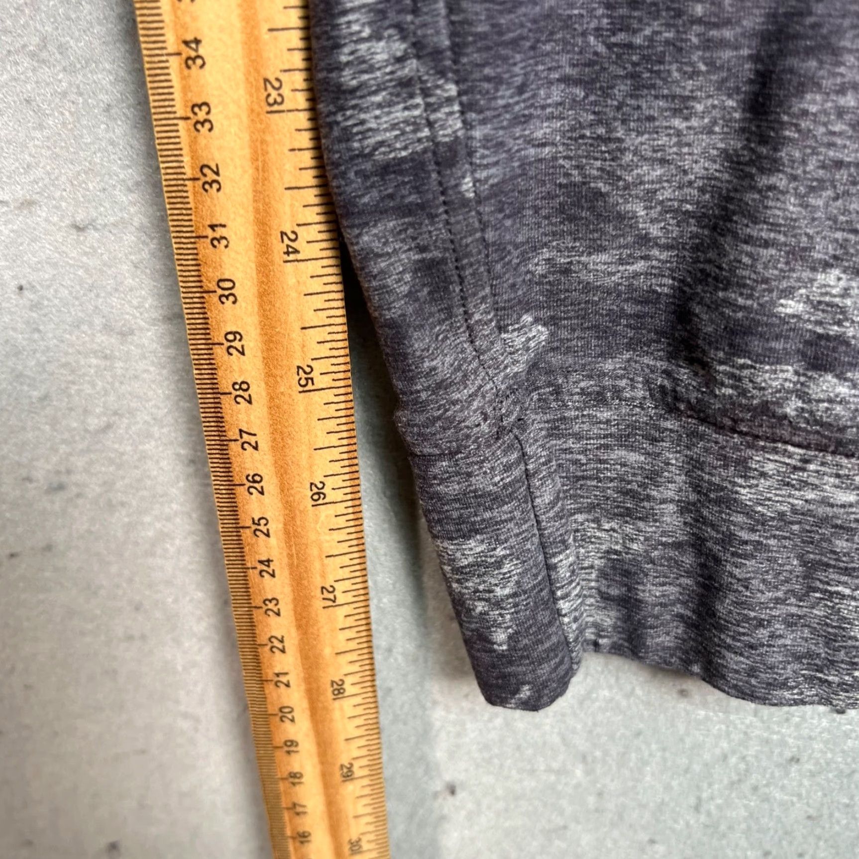 Lululemon Lululemon Womens Gray Camouflage Jogger Pants - Size 4, Drawstring, Athletic | 29 Inseam | Pockets | Regular, Polyester Spandex | 8/10 Vintage? No Size 27" / US 4 / IT 40 - 6 Thumbnail