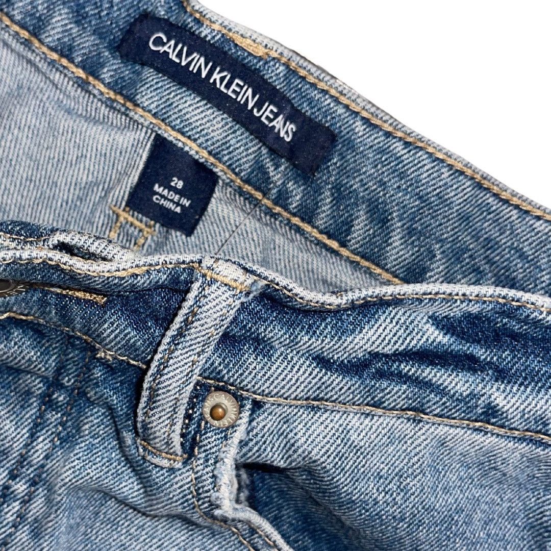 Calvin Klein Jeans Pants High Waisted Straight Leg distressed frayed hem Size 28" / US 6 / IT 42 - 3 Thumbnail