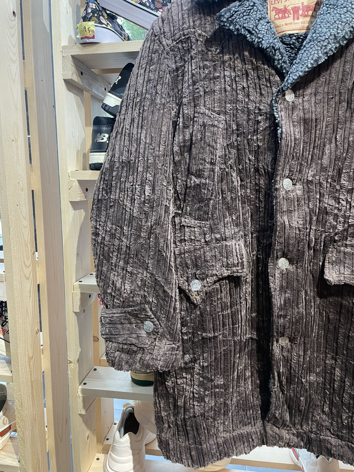 Levi's × Vintage 🦍LEVI’S JACKET CORDUROY🦍 Size US L / EU 52-54 / 3 - 5 Thumbnail