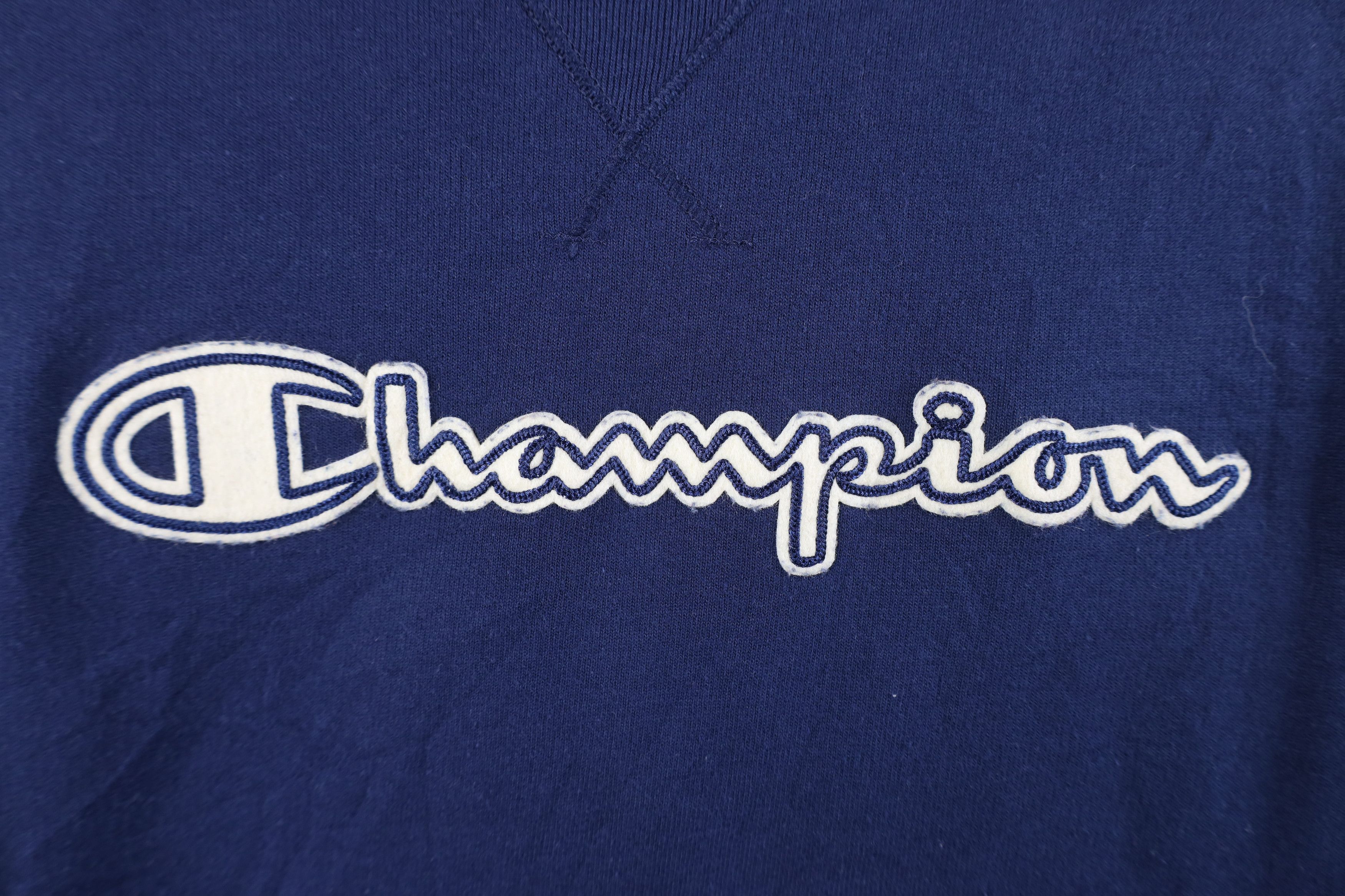 Champion Vintage Y2K Champion Spell Out Script Sweatshirt Navy Blue Size L / US 10 / IT 46 - 5 Thumbnail