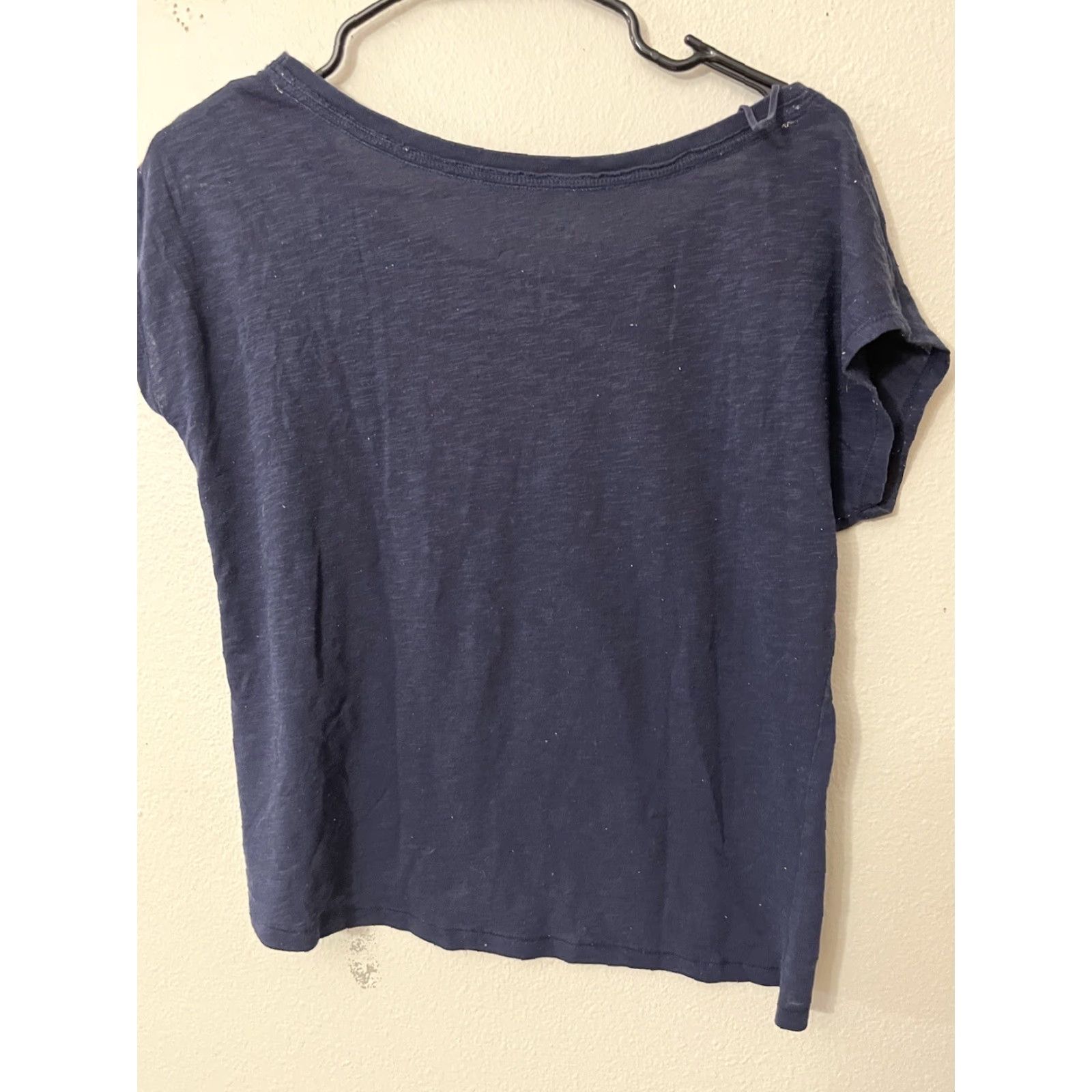 Aeropostale VINTAGE Aeropostale T-Shirt Navy Blue Short Sleeve Love Life XS Women Tee Graphic Cap Sleeve 90s Womens Size XS / US 0-2 / IT 36-38 - 3 Thumbnail