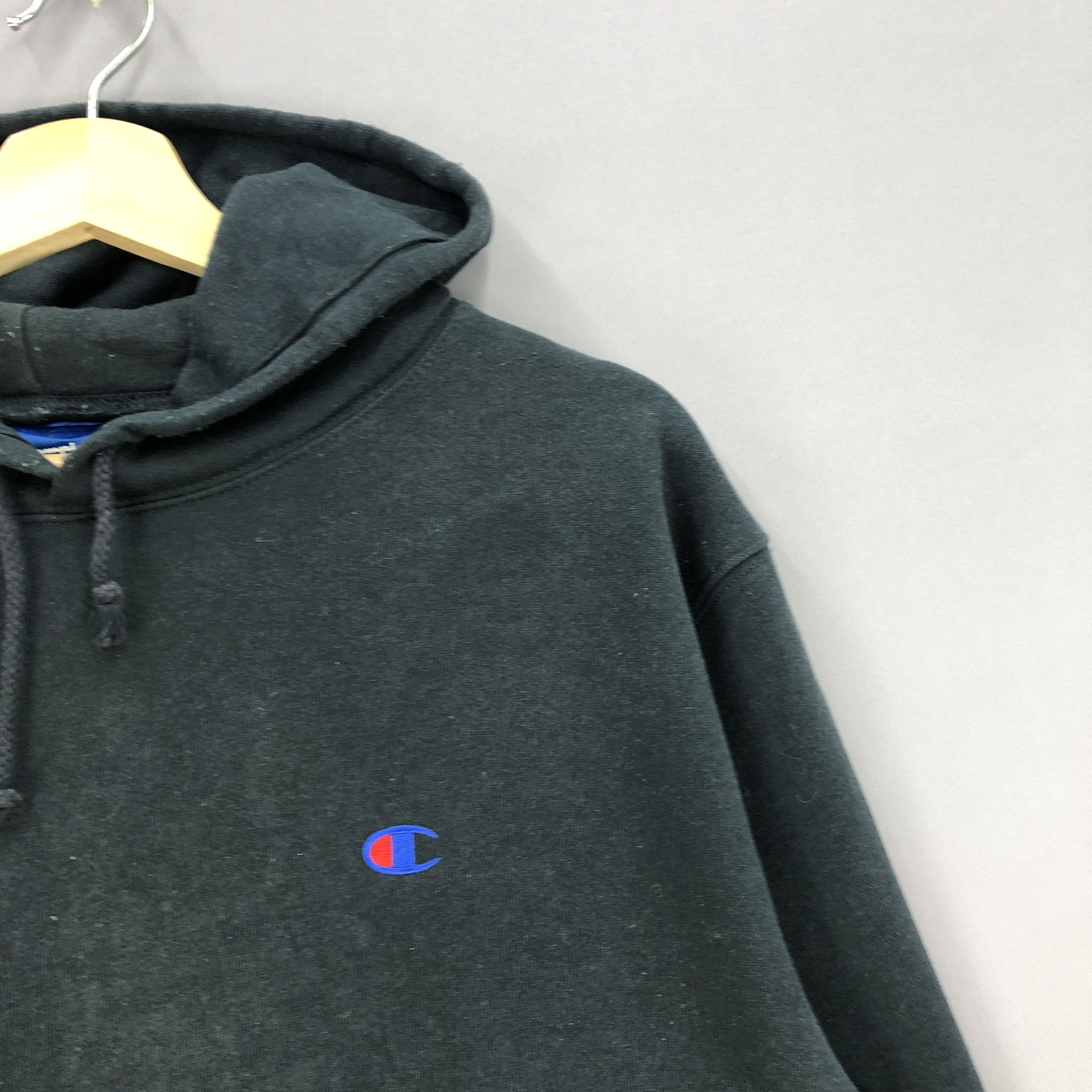 Champion Vintage Champion Sweatshirt Hoodies Champion Sweater Hooded Size US L / EU 52-54 / 3 - 5 Thumbnail