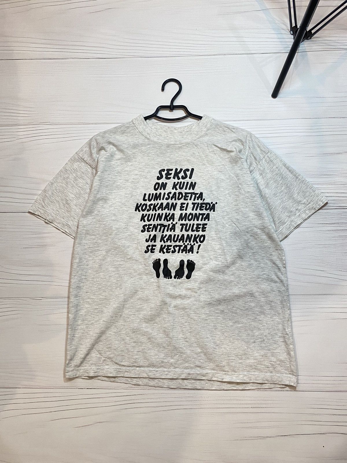 Vintage Vintage sex instructor kamasutra style y2k t shirt Size US L / EU 52-54 / 3 - 1 Thumbnail